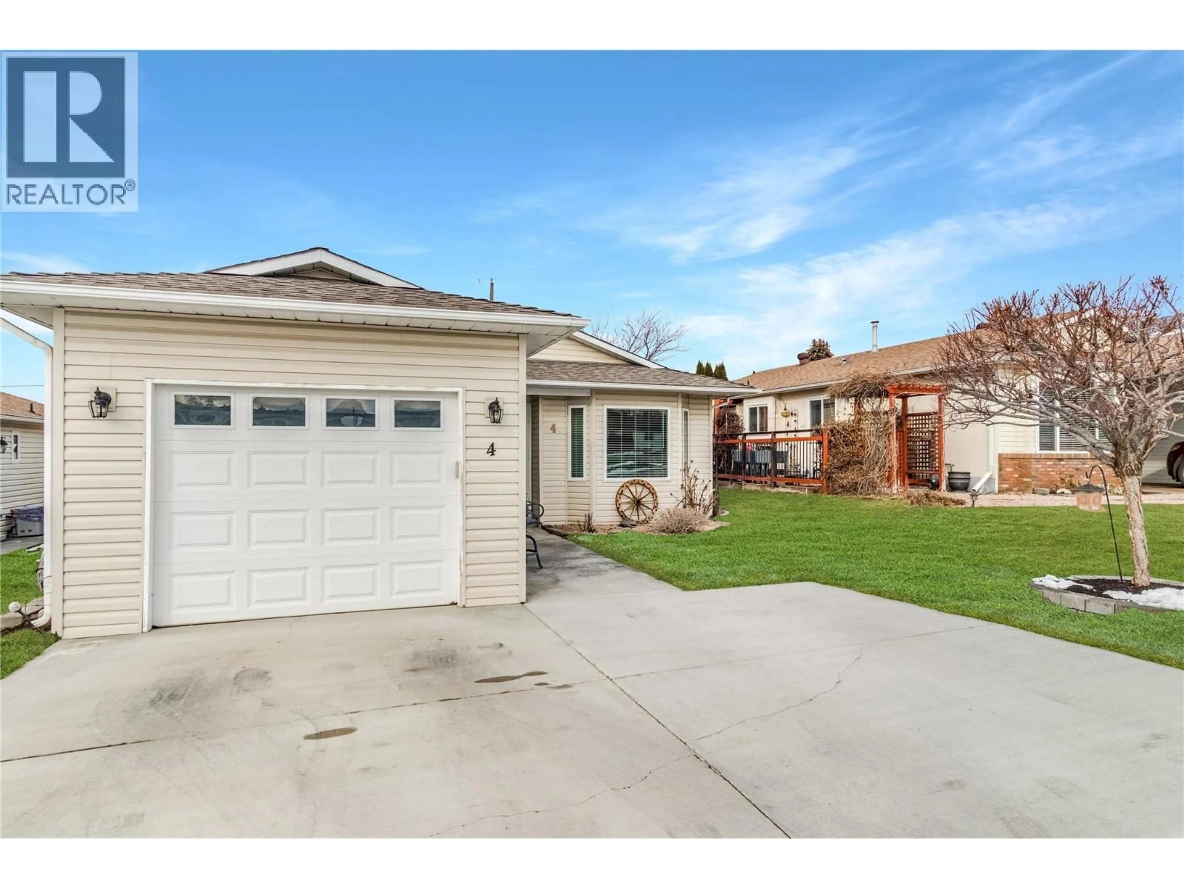 Home with vinyl exterior material, street for 4 - 3481 OLD VERNON ROAD, Kelowna British Columbia V1X6Z4