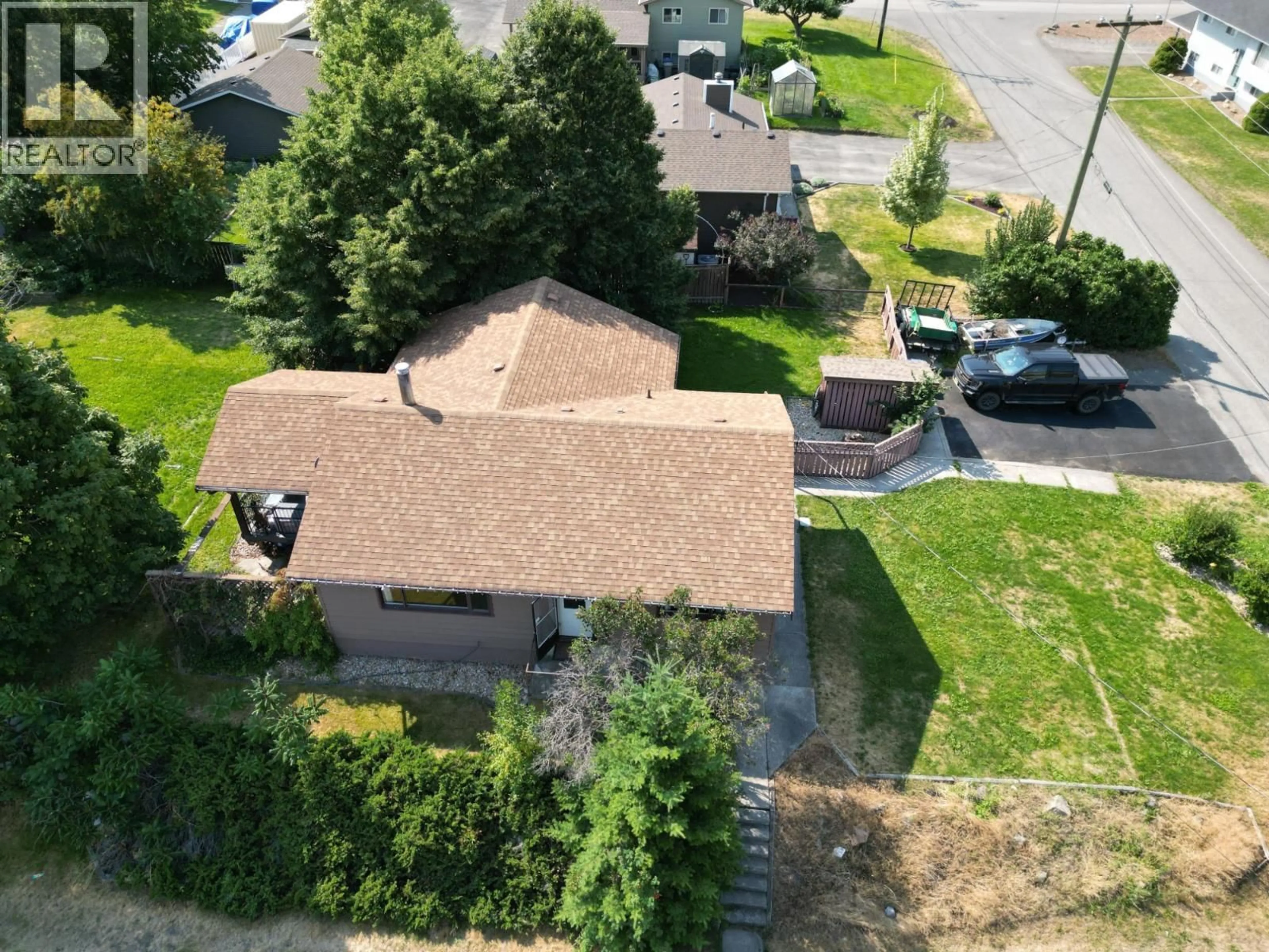 A pic from outside/outdoor area/front of a property/back of a property/a pic from drone, street for 160 PUMP ROAD, Kamloops British Columbia V2C4Y6