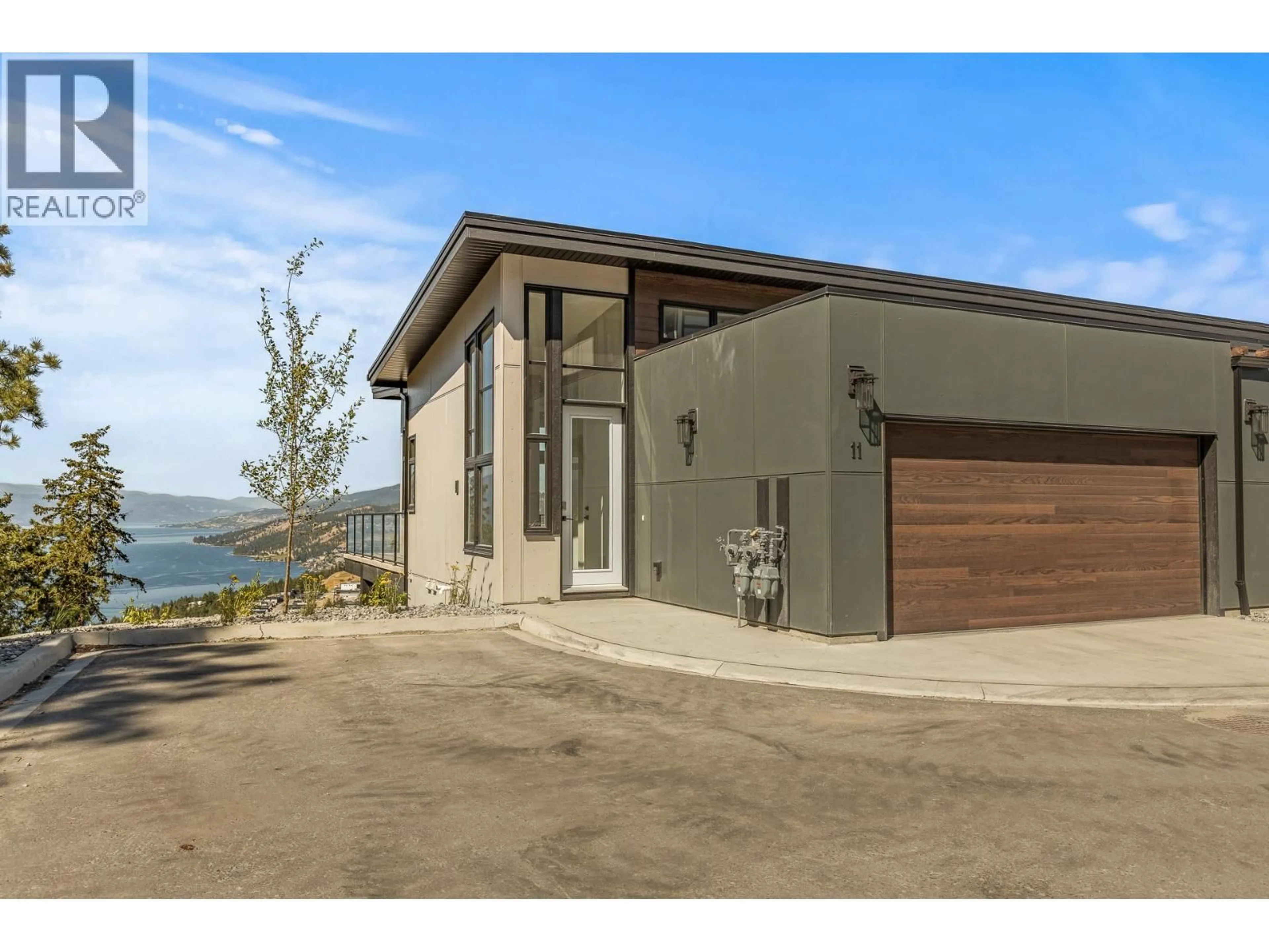 Unknown for 11 - 3220 HILLTOWN DRIVE, Kelowna British Columbia V1V0C6