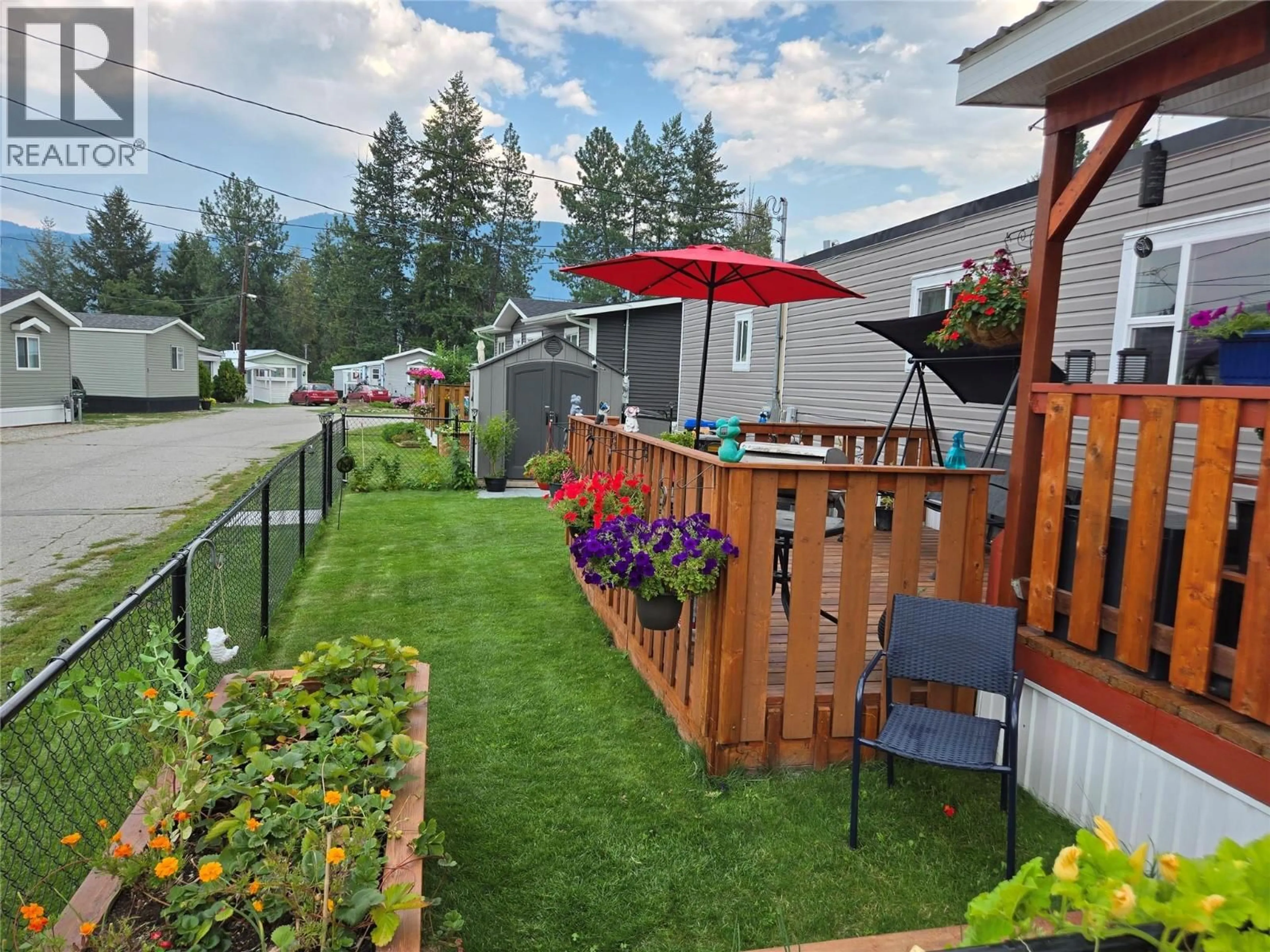Patio, unknown for 21 - 1601 COLUMBIA AVENUE, Castlegar British Columbia V1N1J1