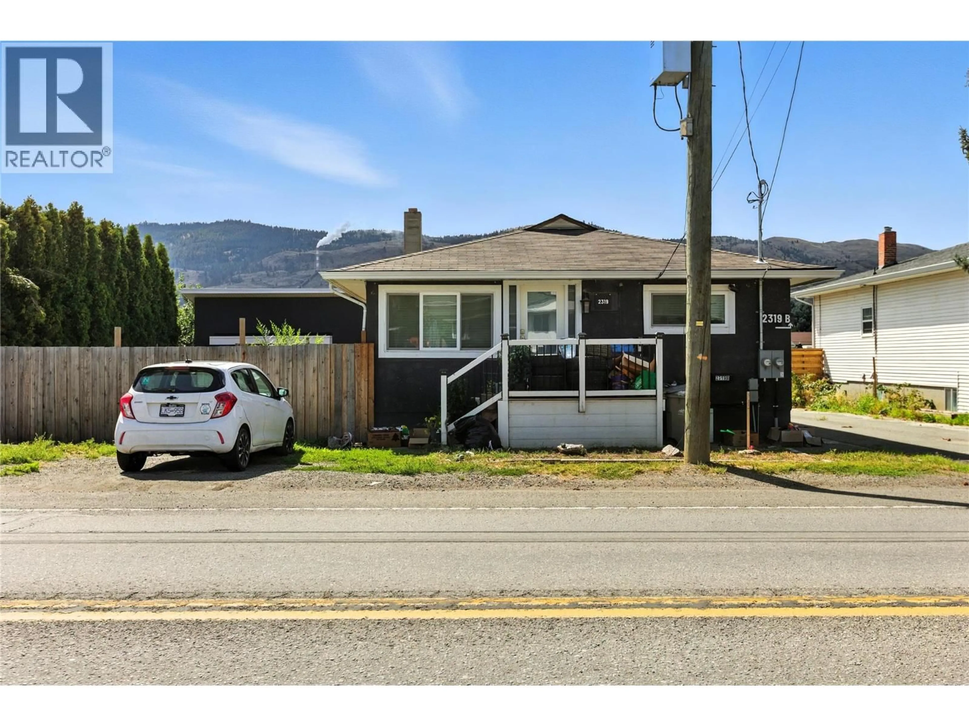 Home with vinyl exterior material, street for 2319 TRANQUILLE ROAD, Kamloops British Columbia V2B3N6