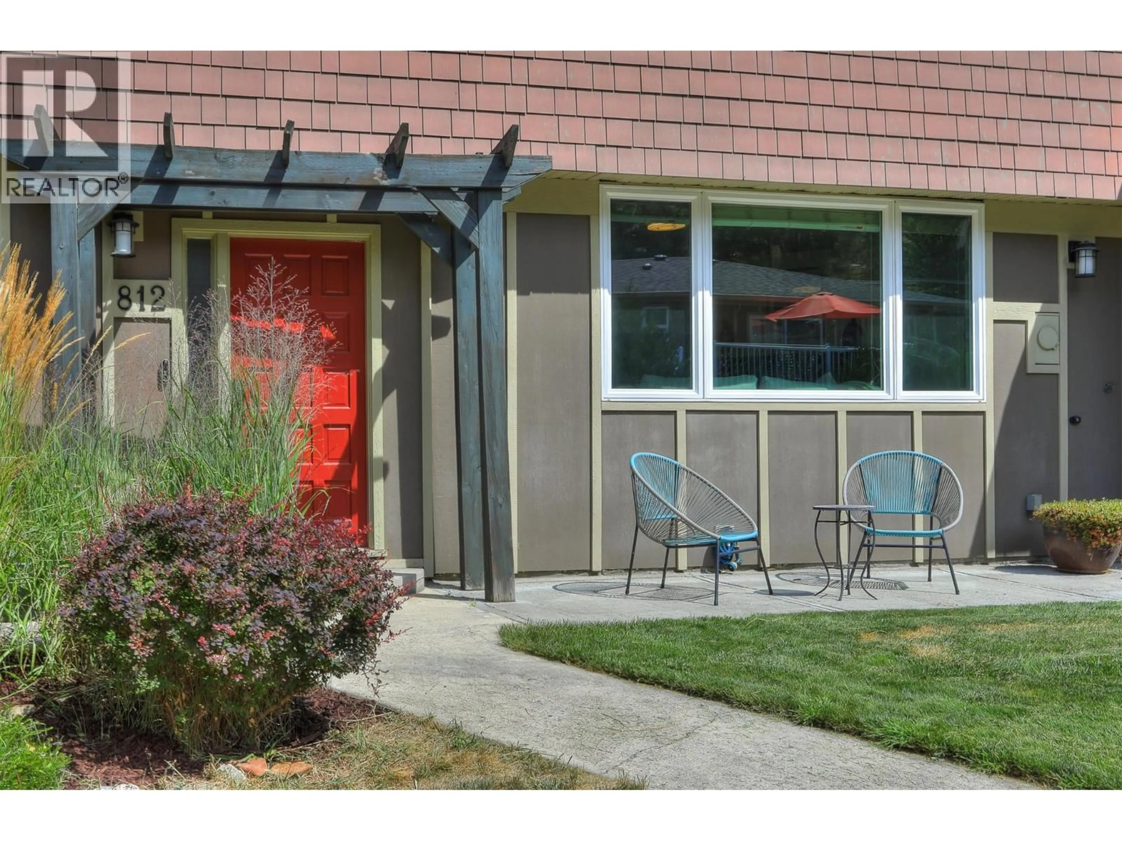 Unknown for 812 PARET ROAD, Kelowna British Columbia V1W4P2