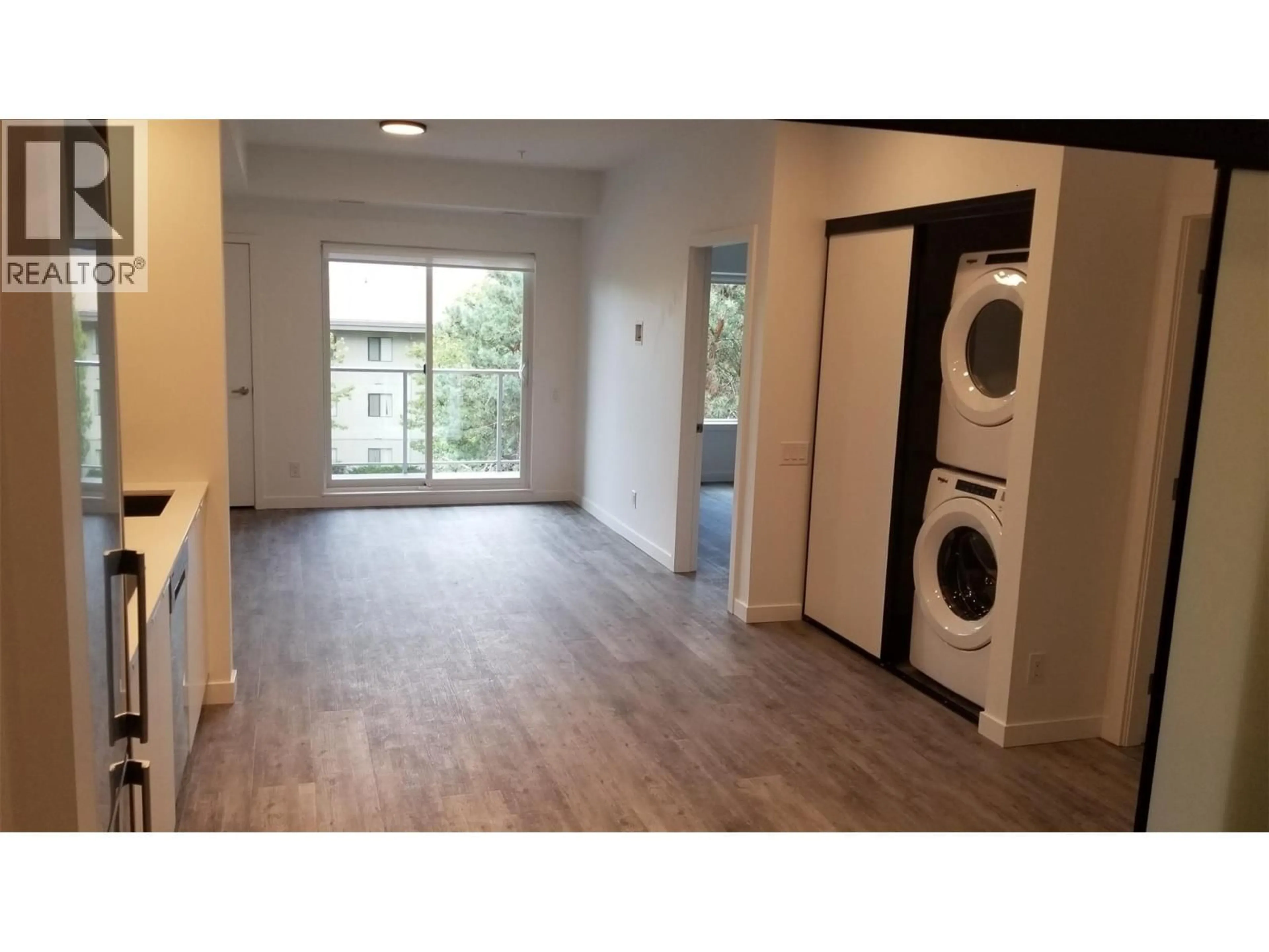 A pic of a room for 305 - 1083 KLO ROAD, Kelowna British Columbia V1Y4X6
