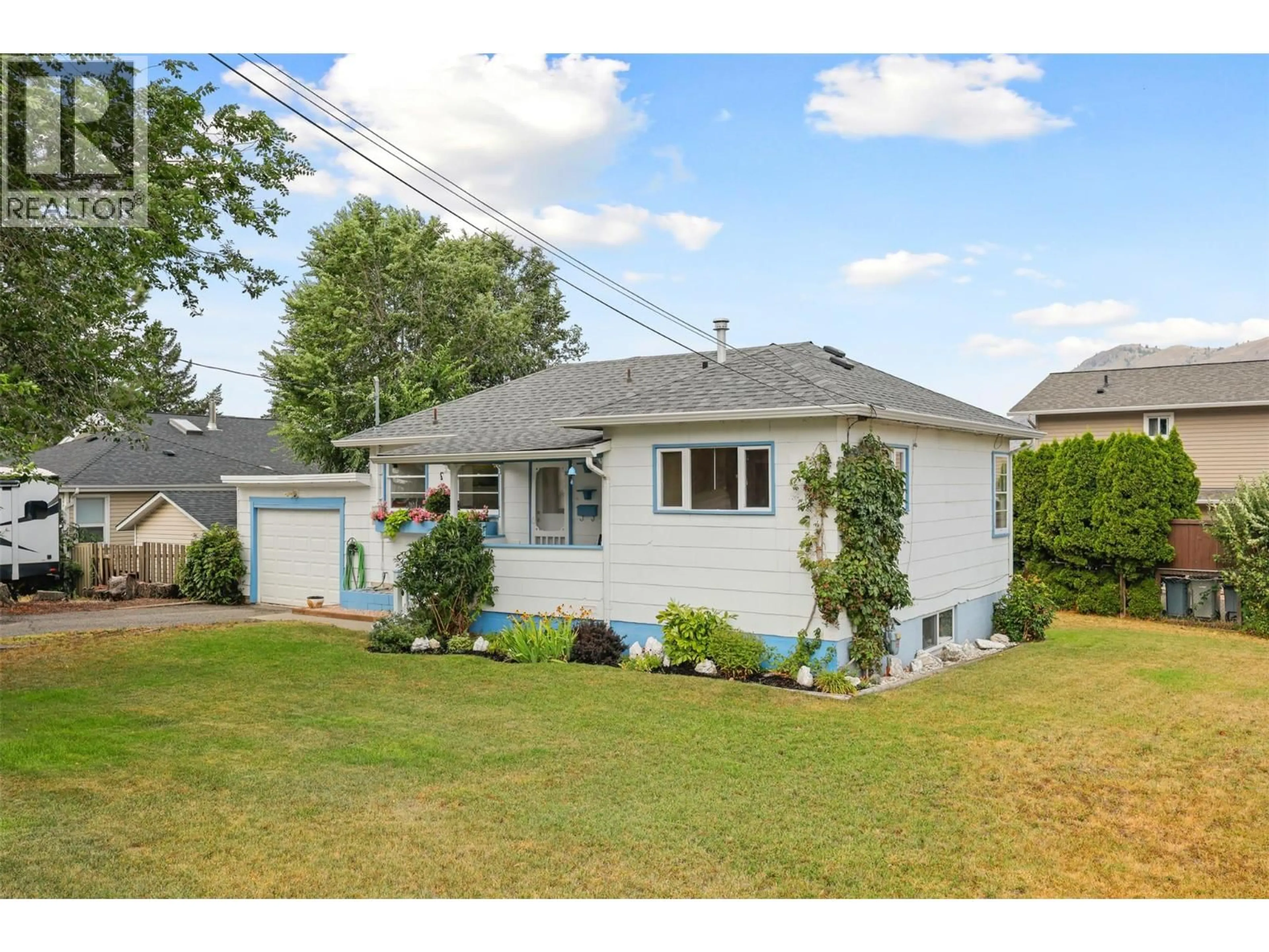 Home with vinyl exterior material, street for 2152 CRESCENT DRIVE, Kamloops British Columbia V2C4J5