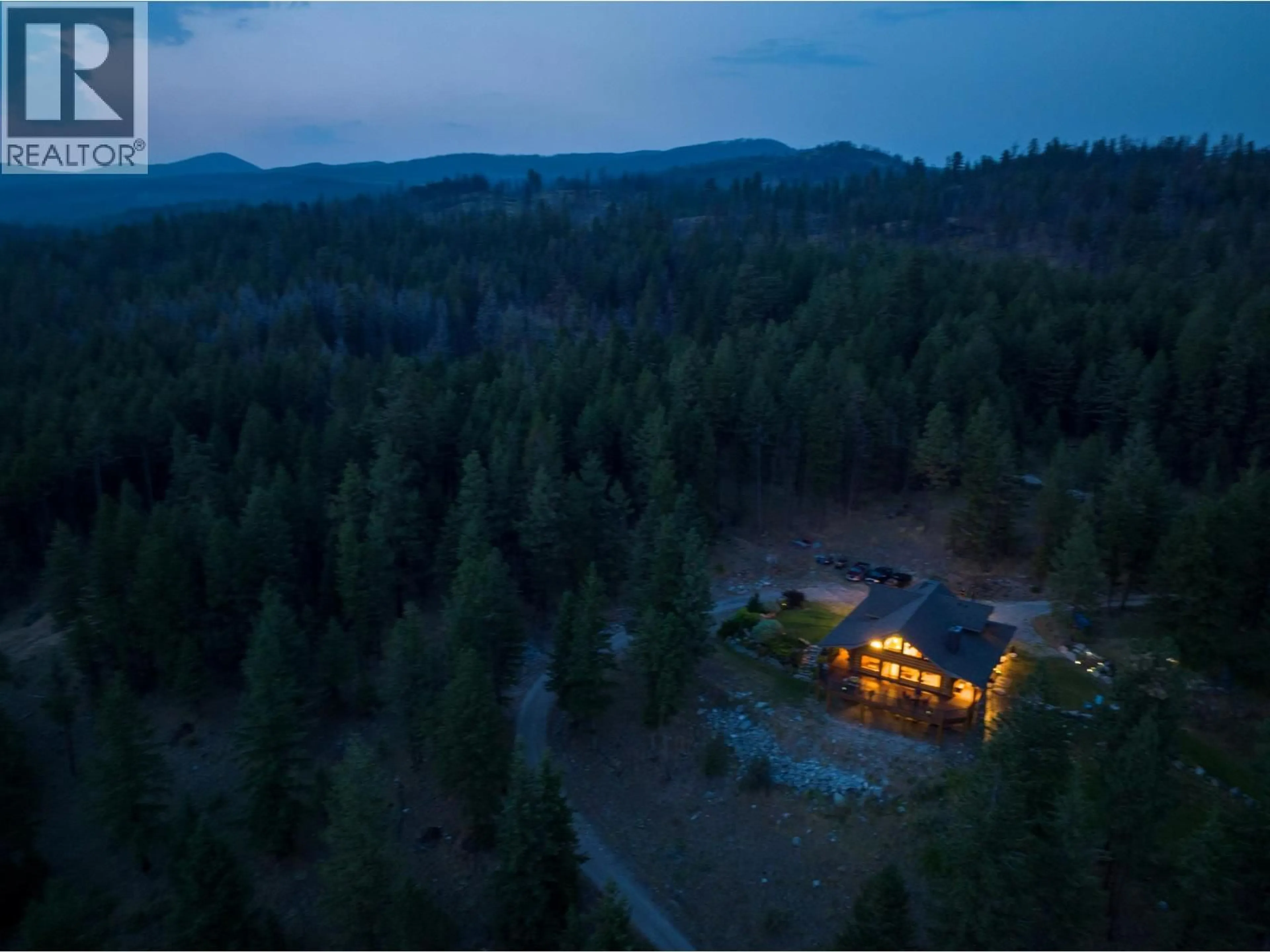 A pic from outside/outdoor area/front of a property/back of a property/a pic from drone, unknown for 6470 MCKINNEY ROAD, Oliver British Columbia V0H1T8