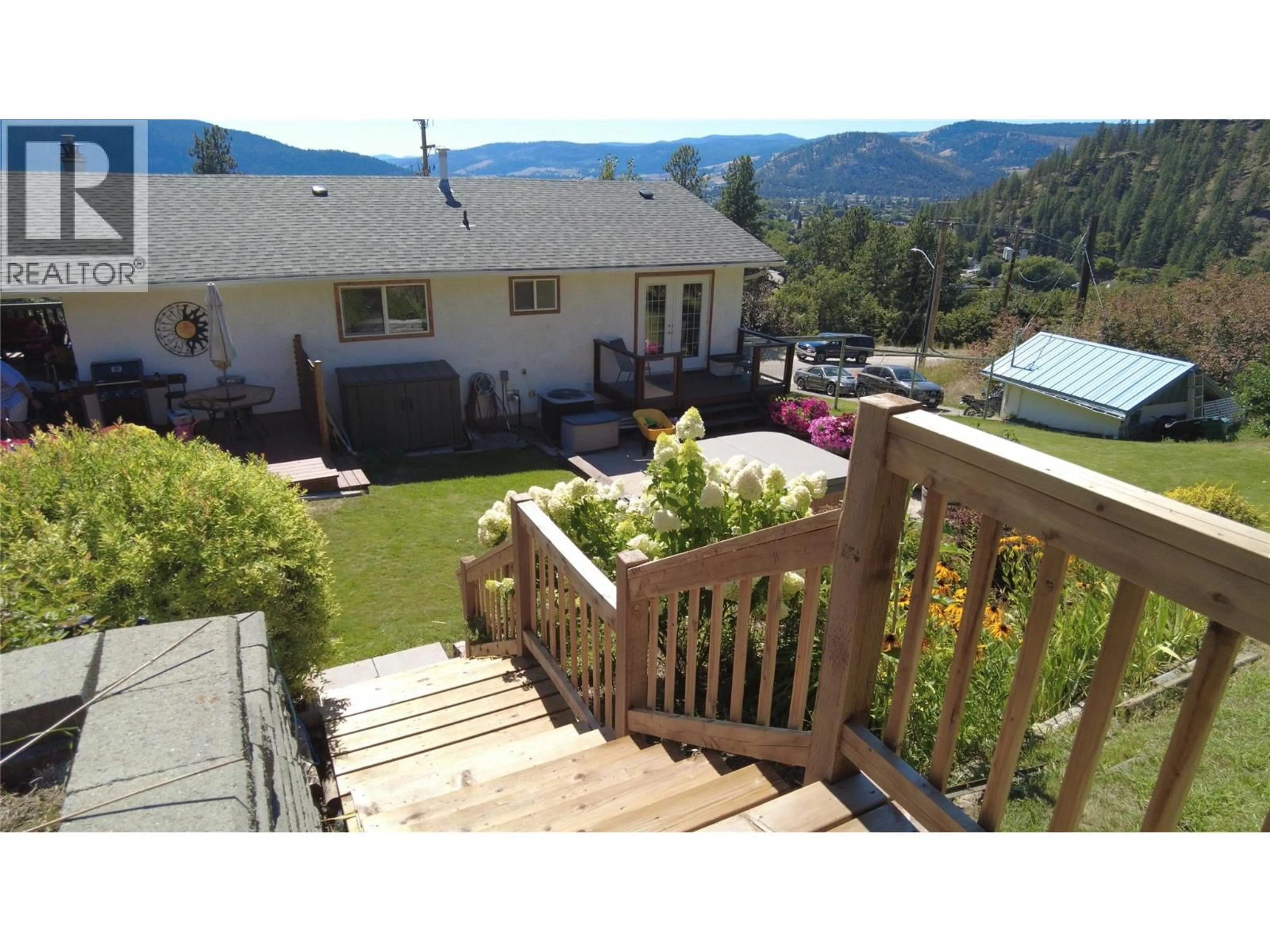 A pic from outside/outdoor area/front of a property/back of a property/a pic from drone, mountain view for 7389 VALLEY HEIGHTS DRIVE, Grand Forks British Columbia V0H1H0