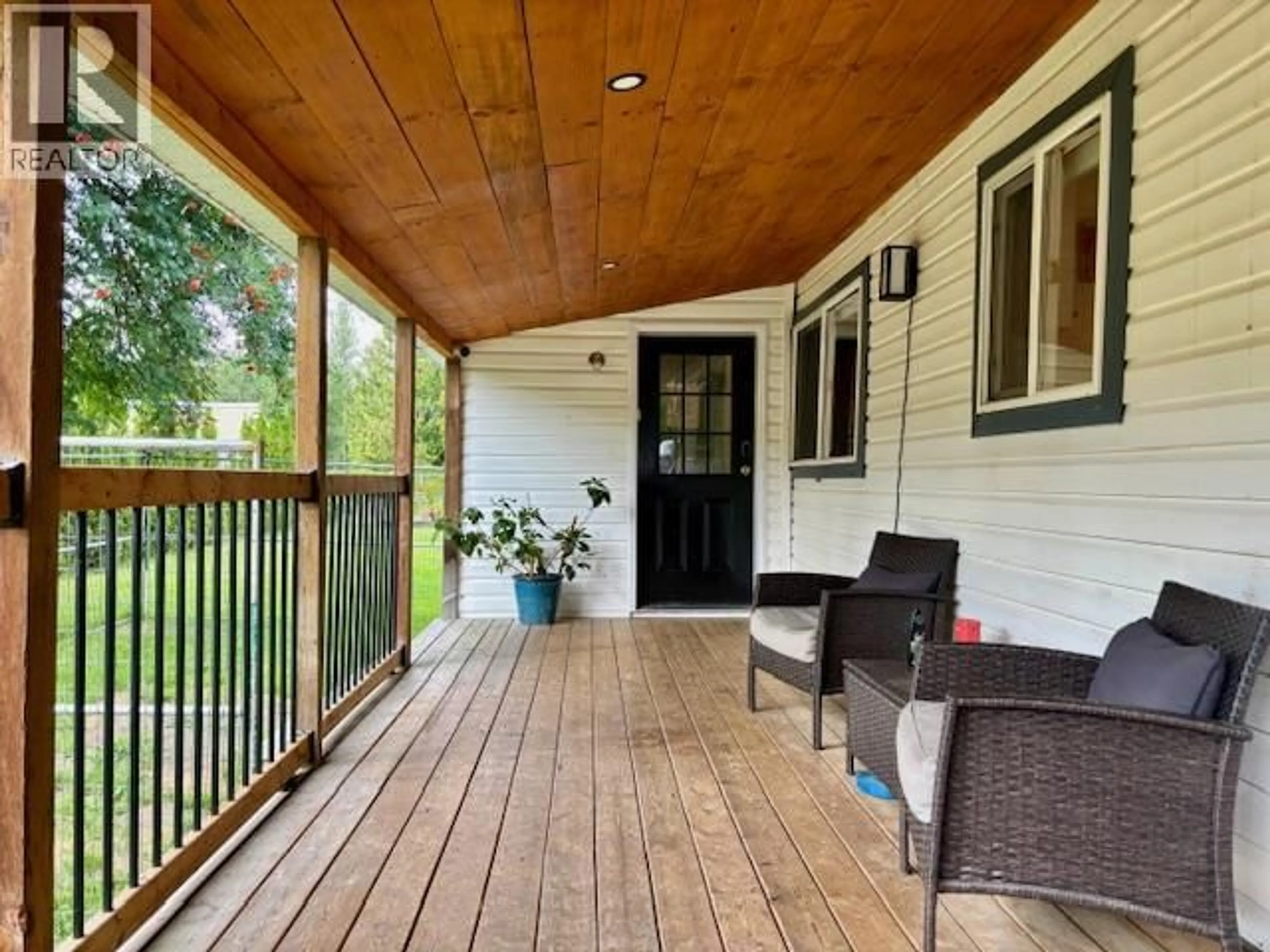 Patio, street for 7 - 1442 ILLECILLEWAET ROAD, Revelstoke British Columbia V0E2S0