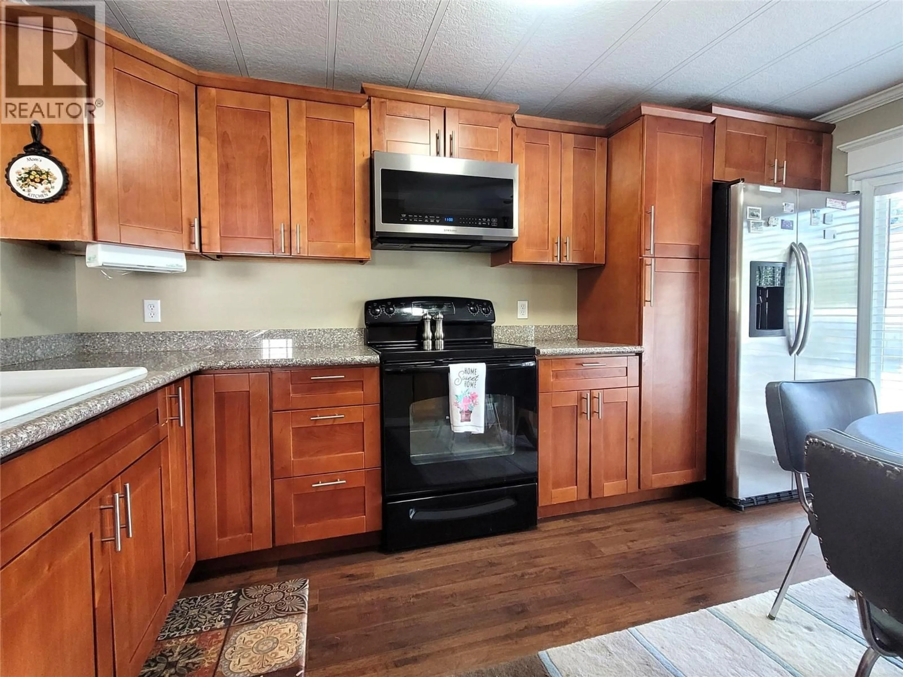Standard kitchen, unknown for 15 - 7105 NORTH FORK ROAD, Grand Forks British Columbia V0H1H2