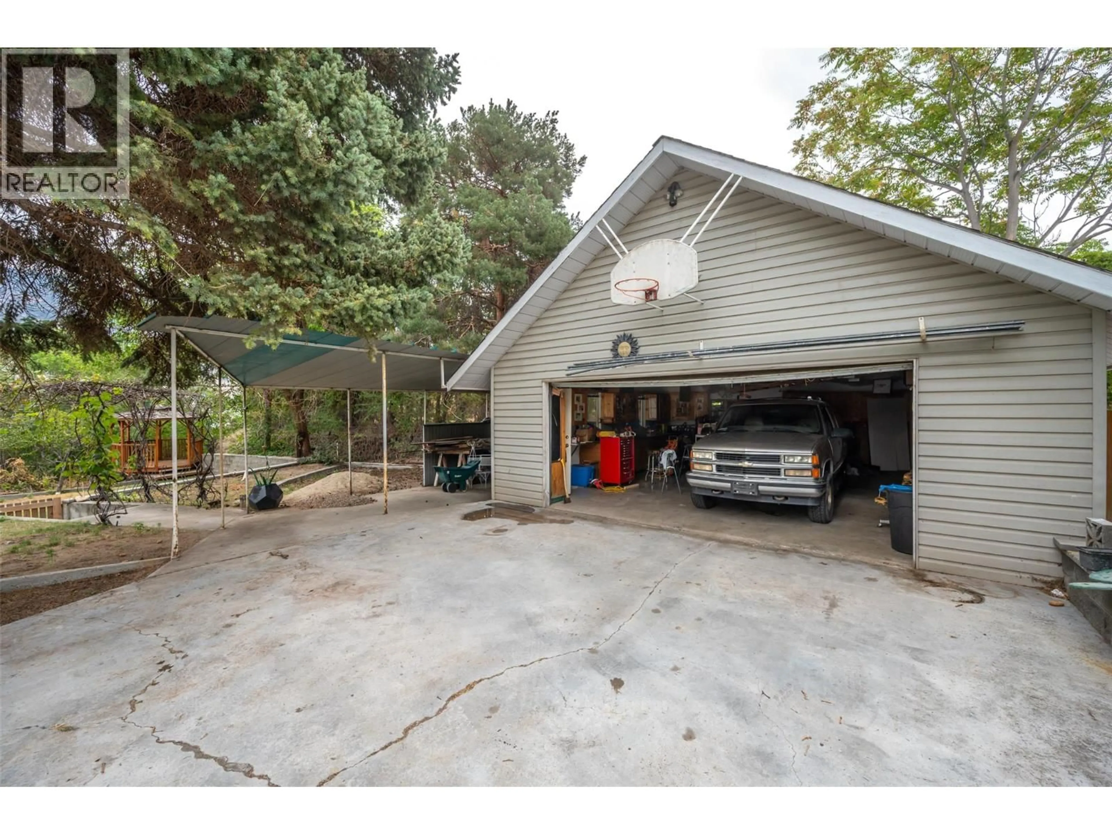 Indoor garage for 8507 92ND AVENUE, Osoyoos British Columbia V0H1V2