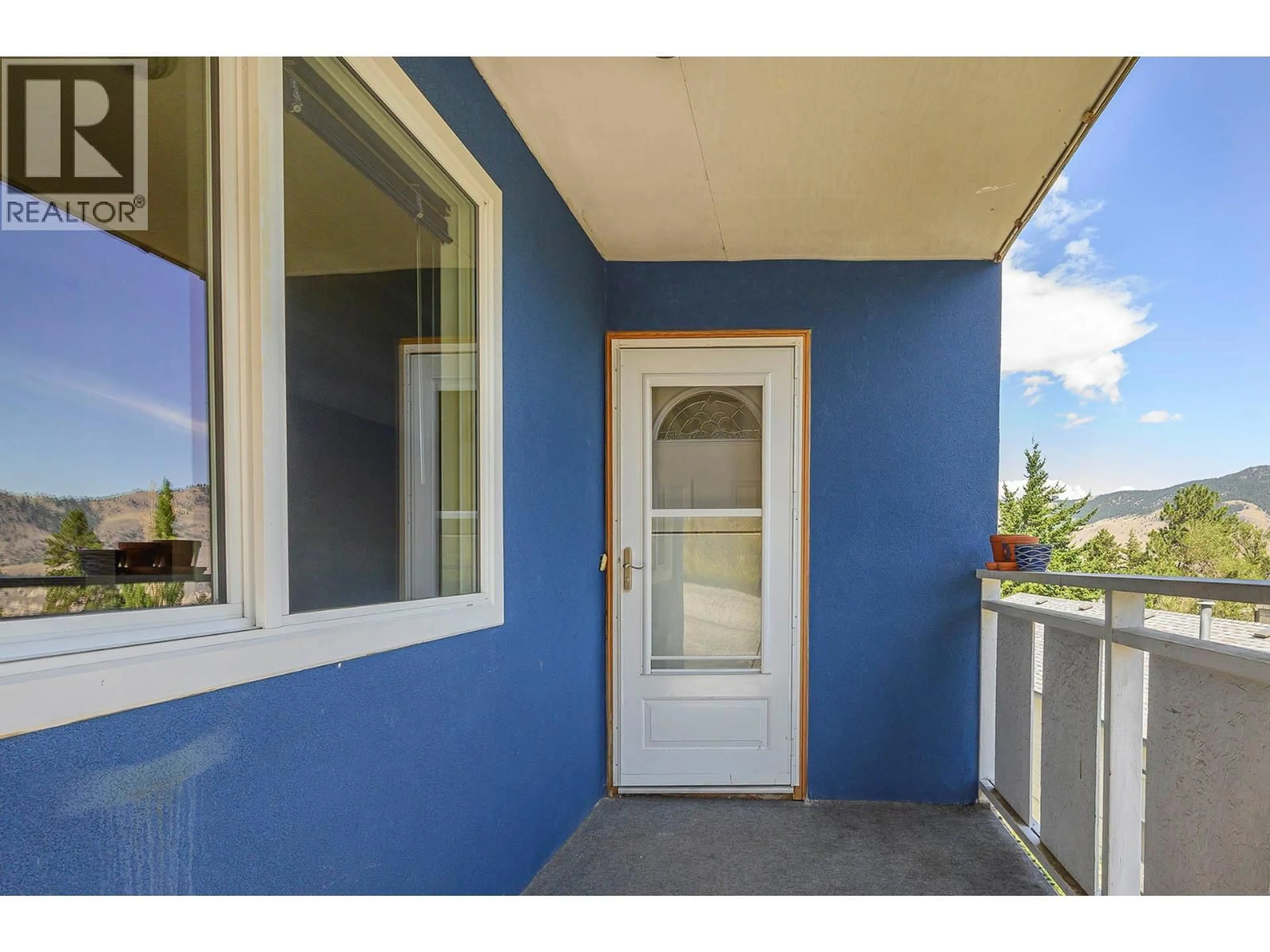 Indoor entryway for 1253 HIGHRIDGE DRIVE, Kamloops British Columbia V2C5G5