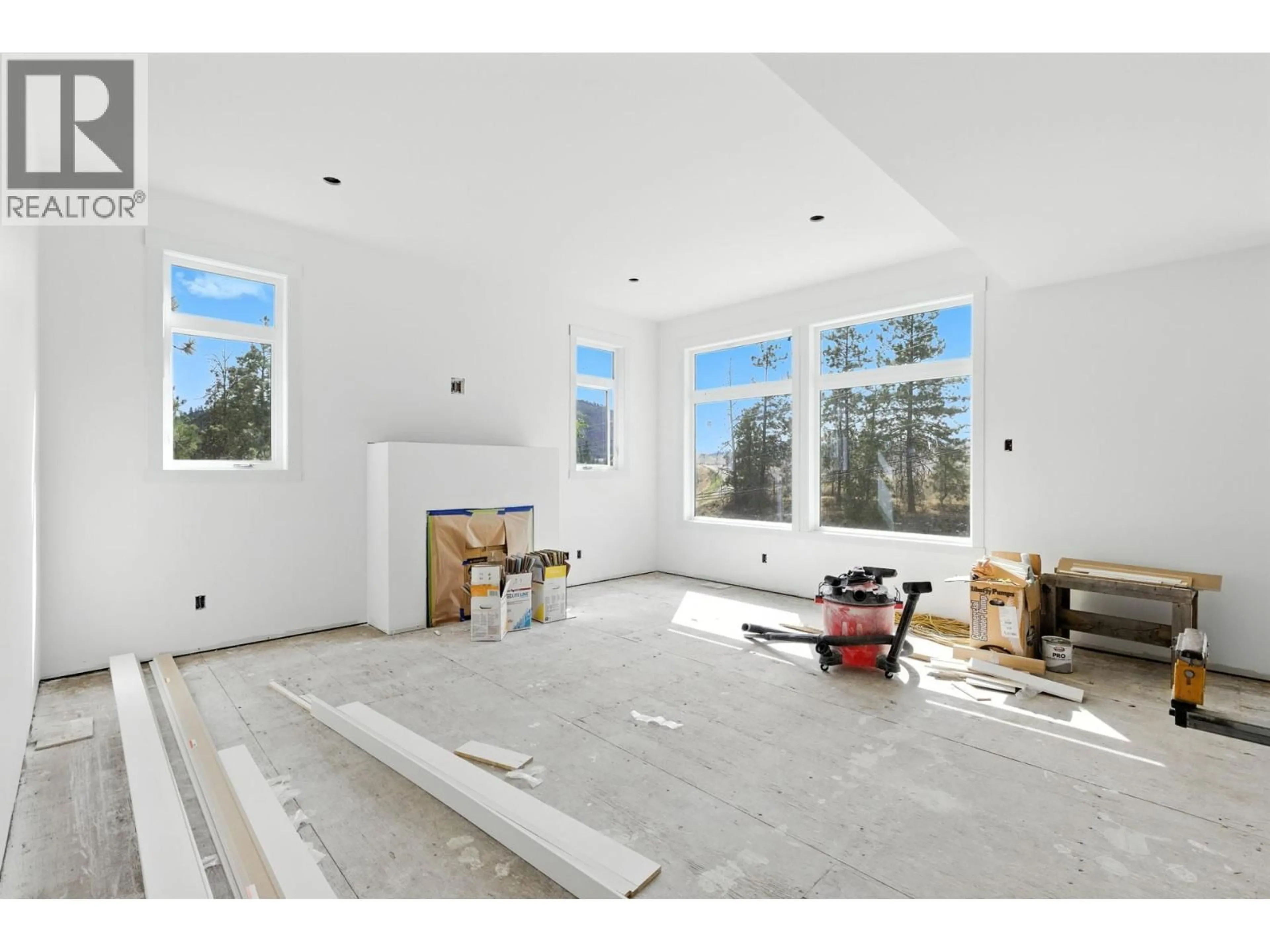 A pic of a room for 2208 SURREY ROAD, West Kelowna British Columbia V1Z2L3