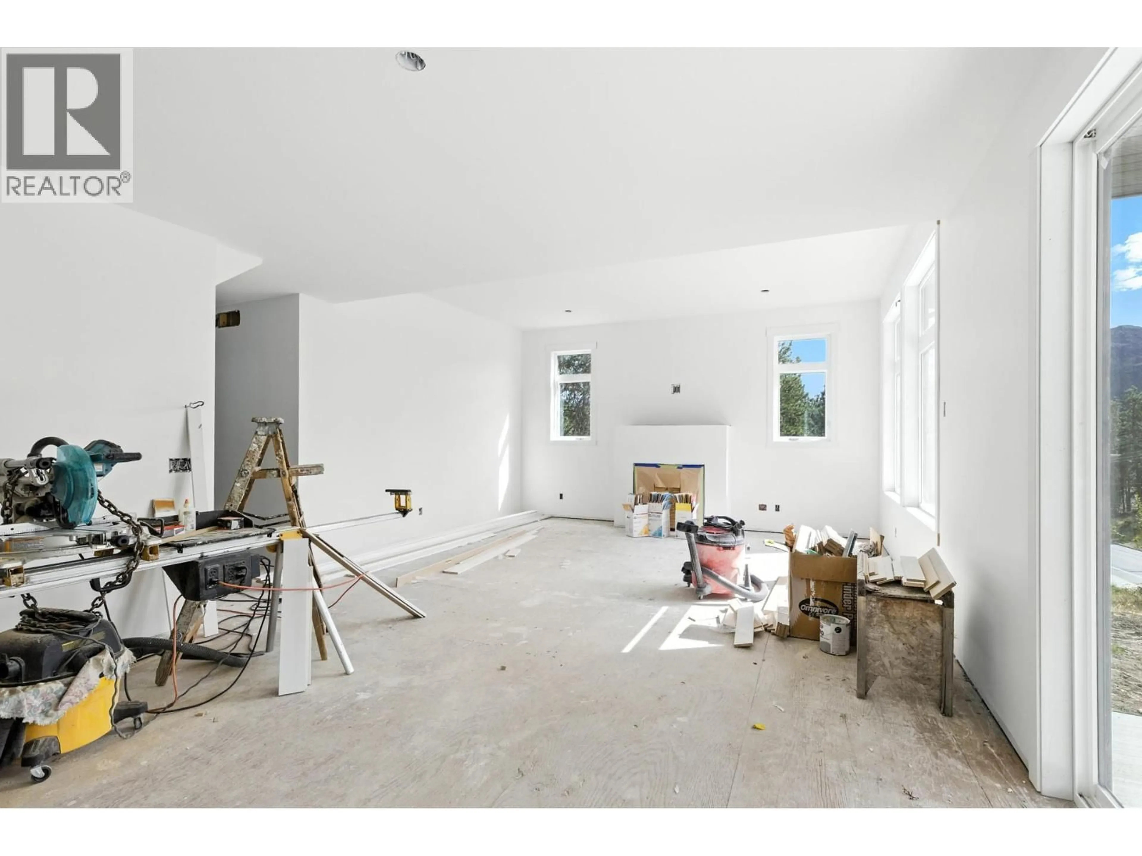 A pic of a room for 2208 SURREY ROAD, West Kelowna British Columbia V1Z2L3