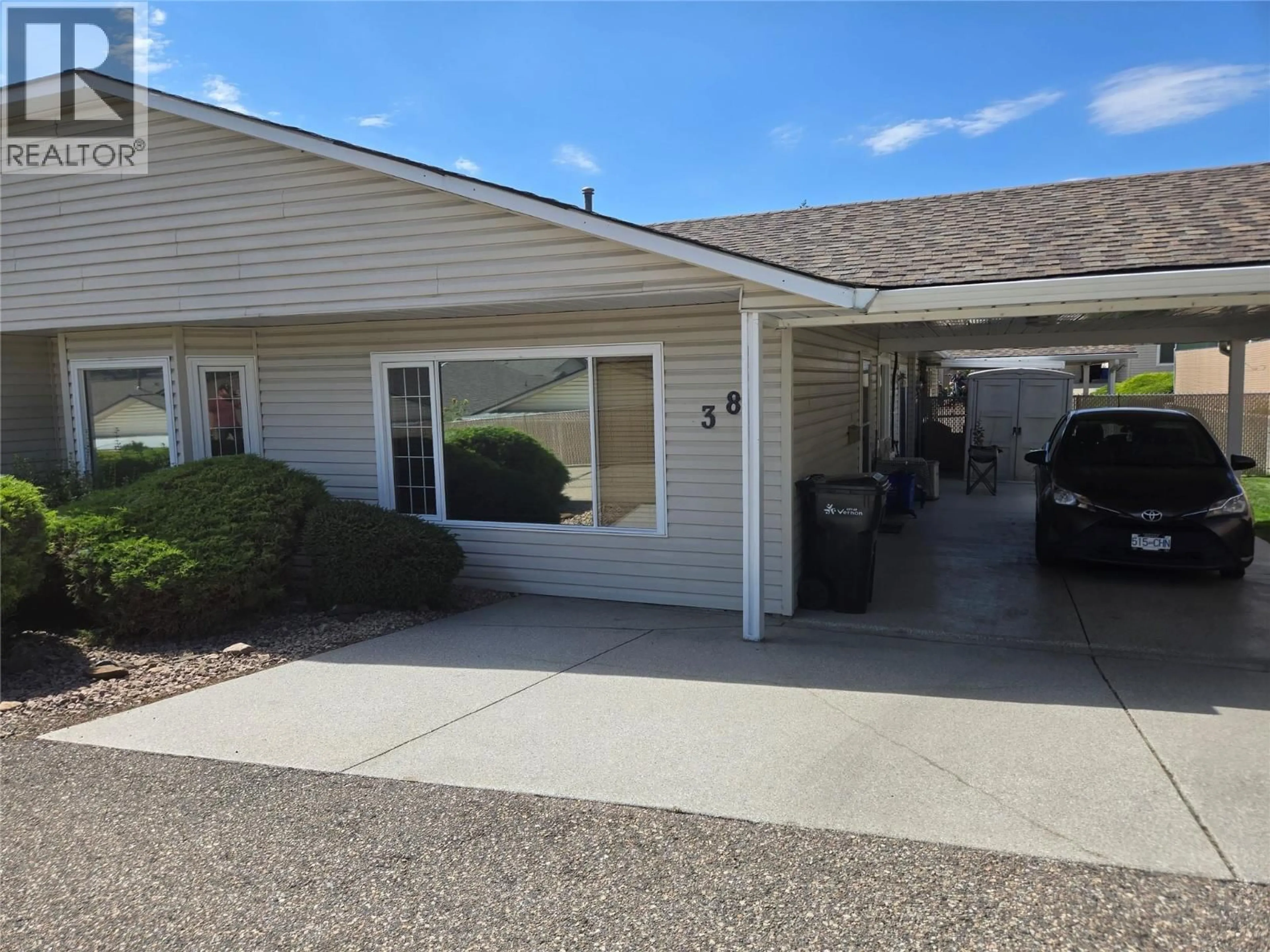 Home with vinyl exterior material, street for 38 - 4600 BELLA VISTA ROAD, Vernon British Columbia V1T2N4