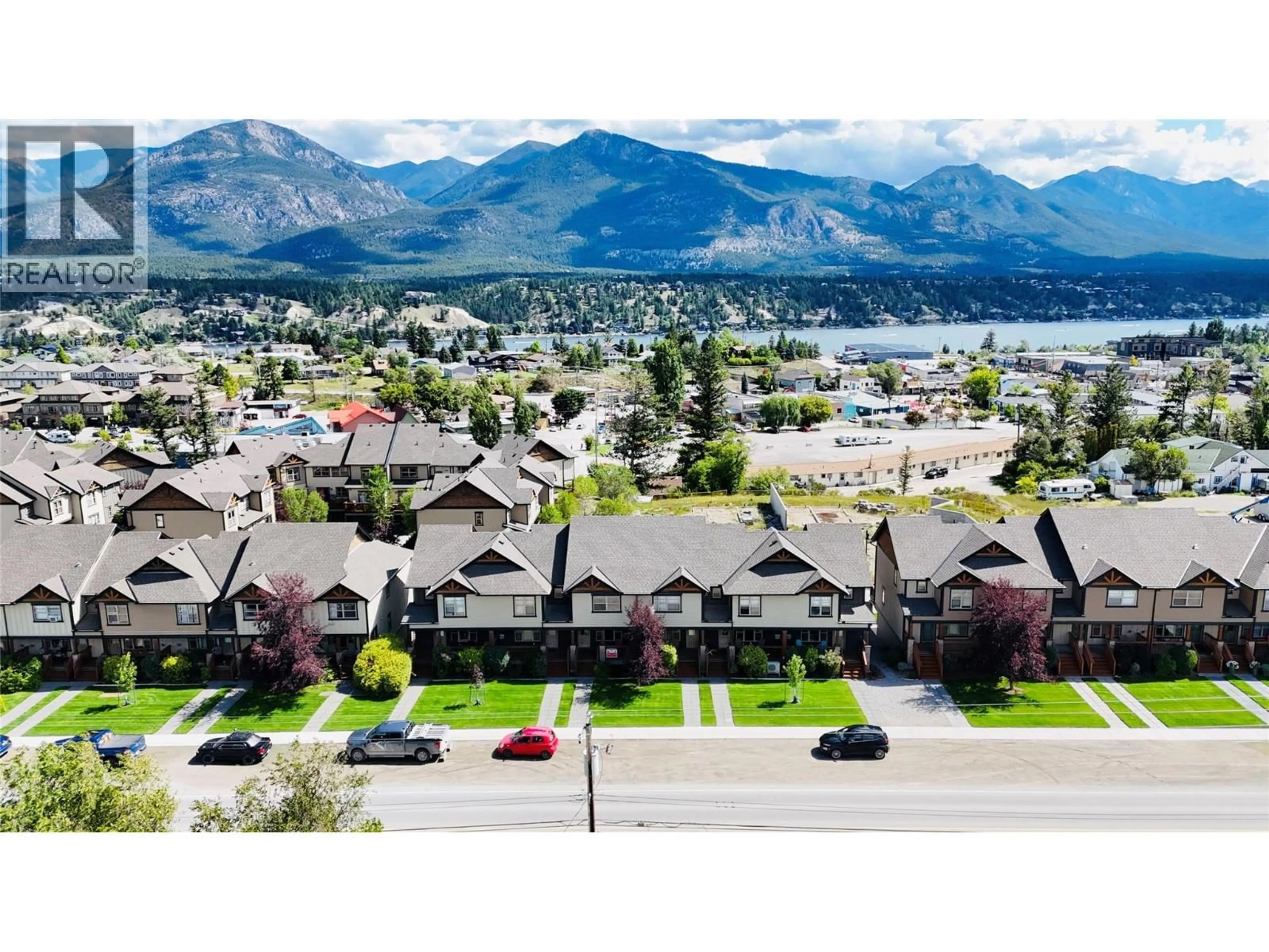 A pic from outside/outdoor area/front of a property/back of a property/a pic from drone, mountain view for 18 - 1000 12TH STREET, Invermere British Columbia V0A1K0