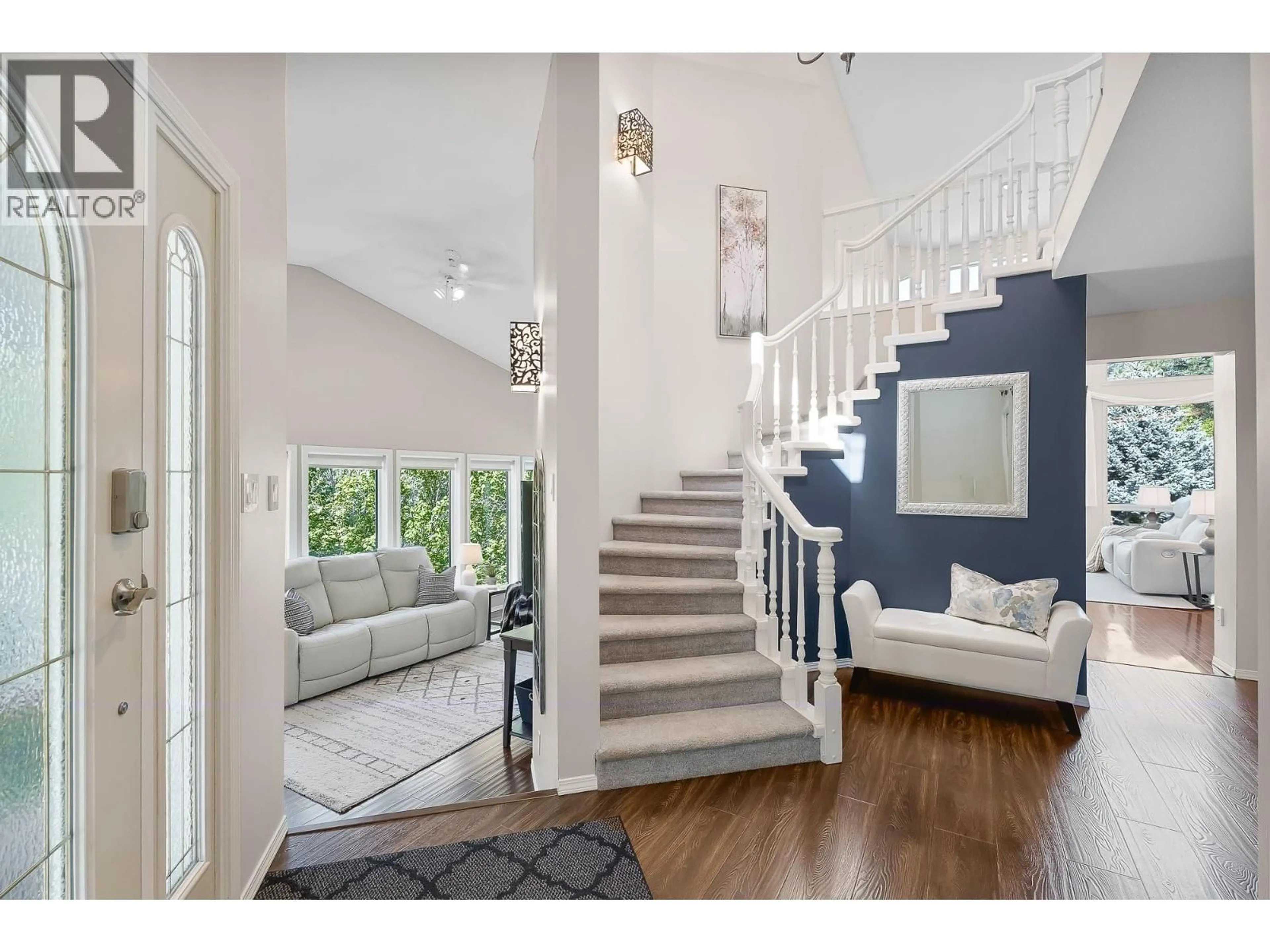 Indoor entryway for 4938 UPLANDS DRIVE, Kamloops British Columbia V2C6M8