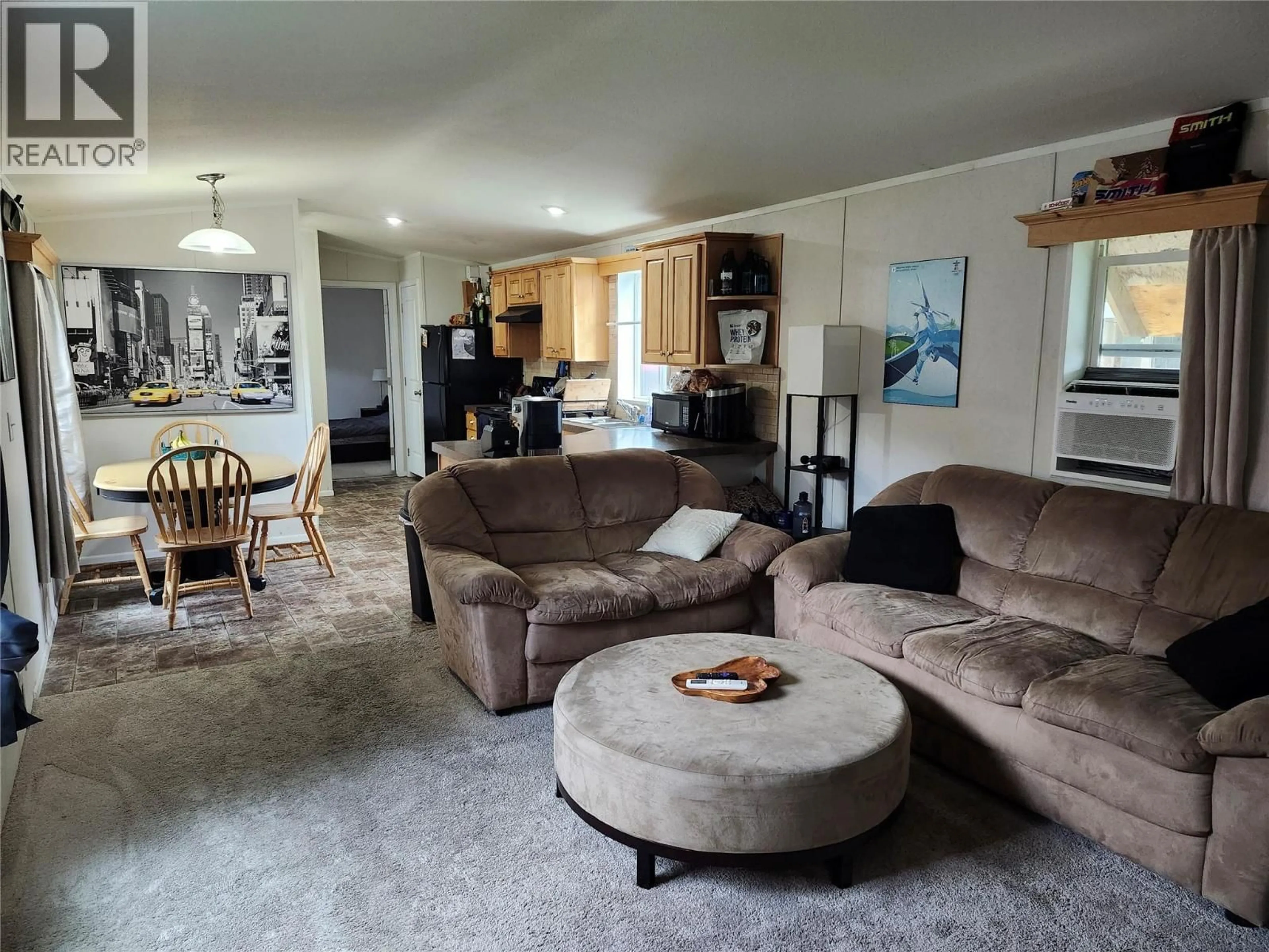 Living room with furniture, unknown for 10 - 318 HUMBERT STREET, Revelstoke British Columbia V0E2S0