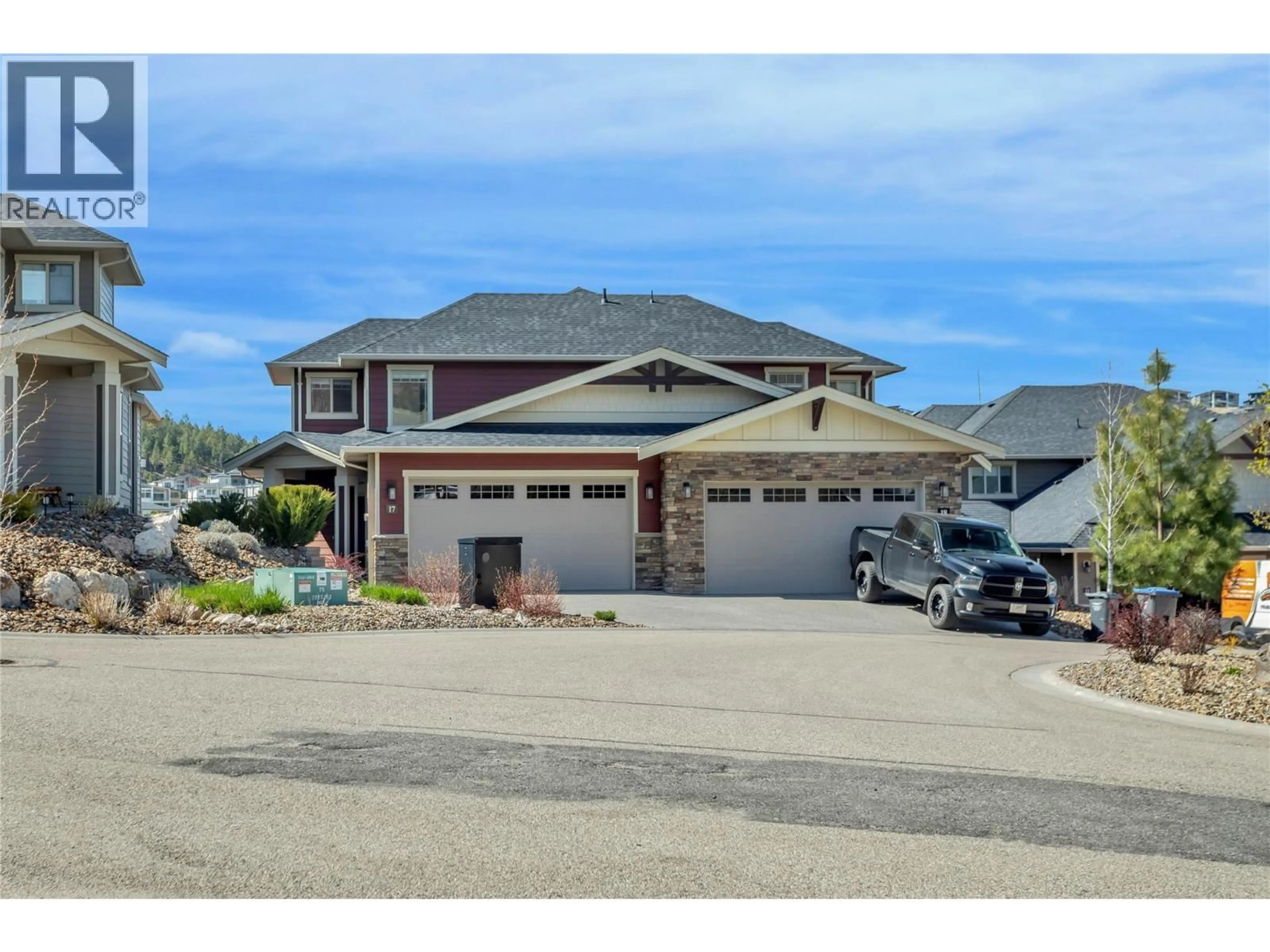 Unknown for 17 - 875 STOCKLEY STREET, Kelowna British Columbia V1P1S4