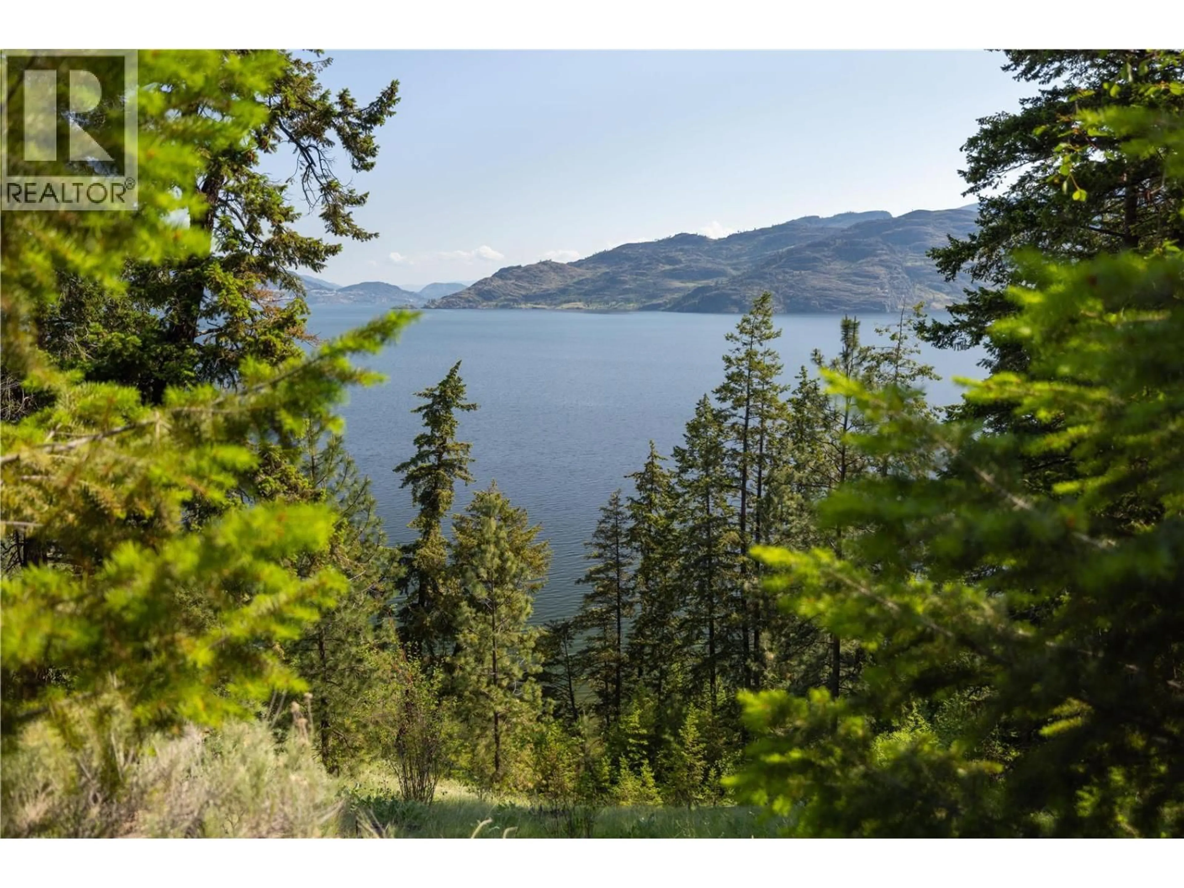 Blurry image for 7260 HIGHWAY 97 HIGHWAY SOUTH, Peachland British Columbia V0H1X9