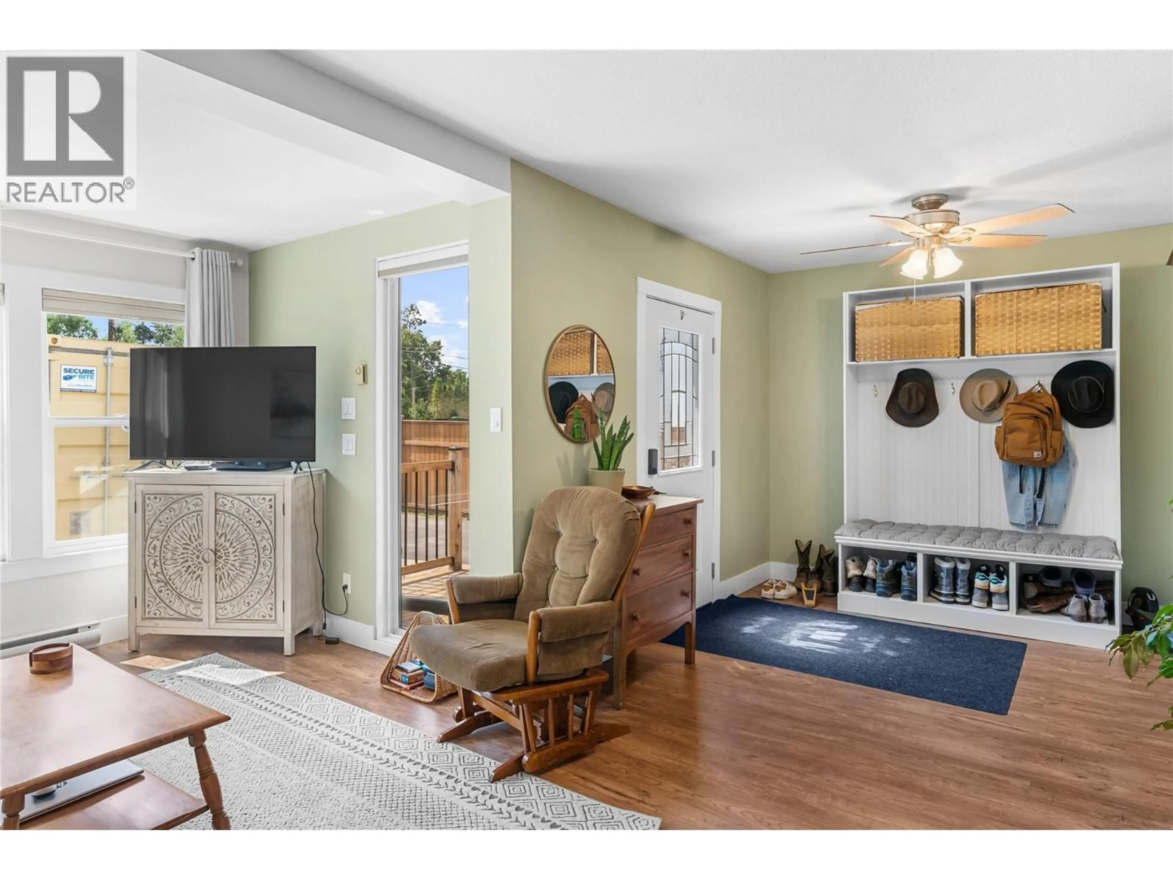 Living room with furniture, unknown for 2990 MCCULLOCH ROAD, Kelowna British Columbia V1W4A5