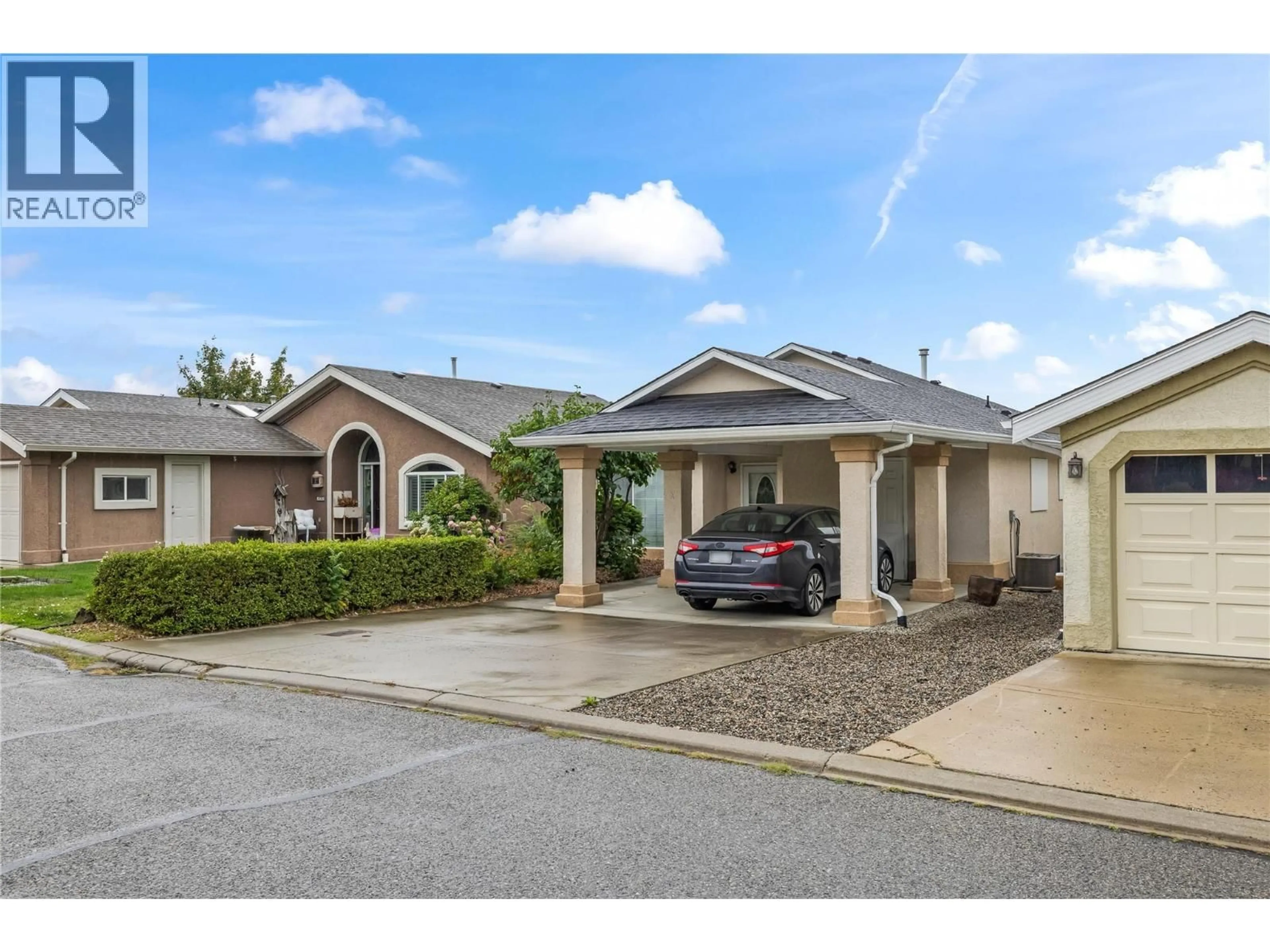 Home with vinyl exterior material, street for 432 - 2440 OLD OKANAGAN HIGHWAY, Westbank British Columbia V4T1X6