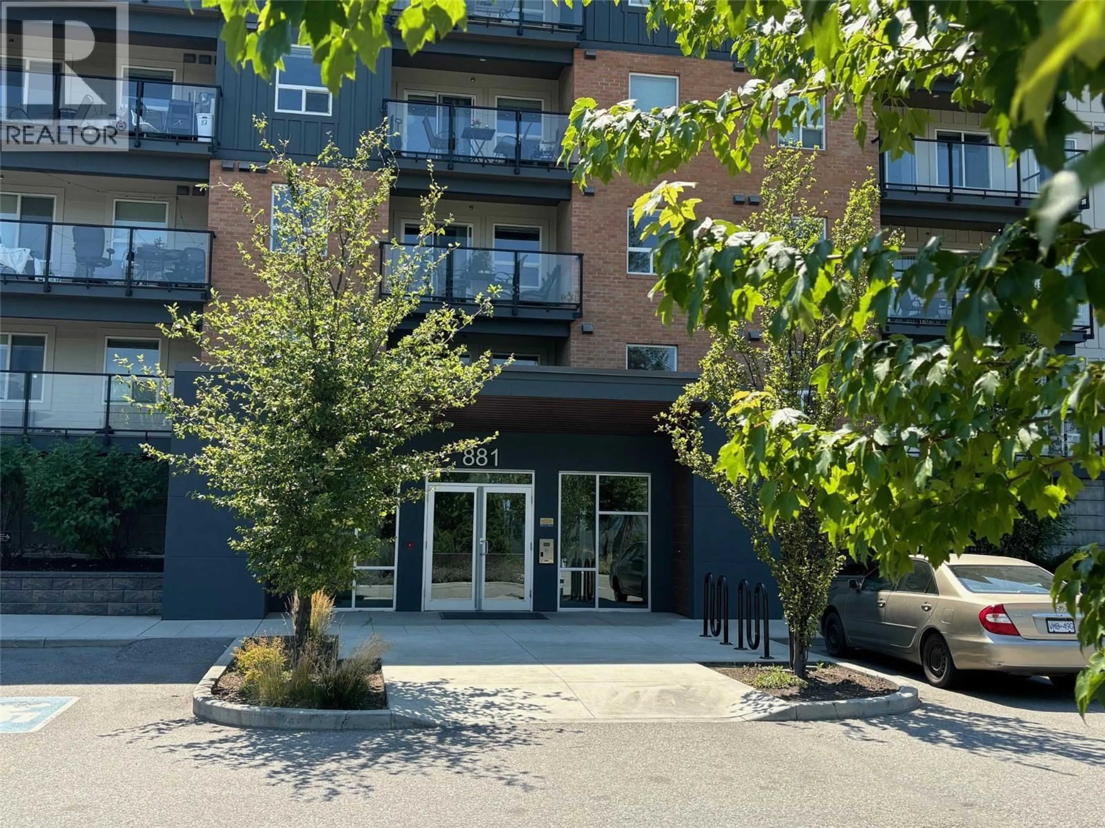 Patio, street for 210 - 881 ACADEMY WAY, Kelowna British Columbia V1V0A2