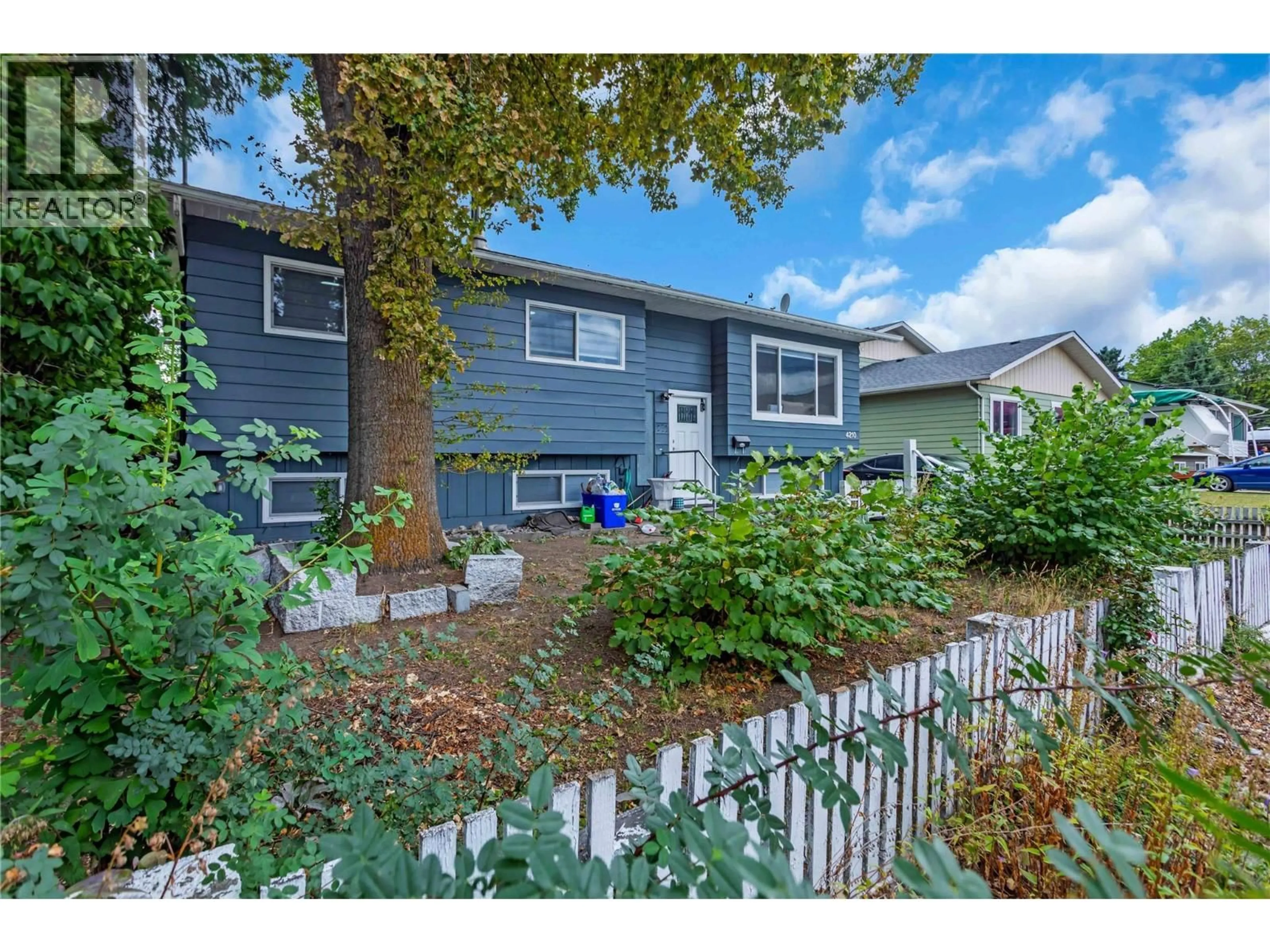 A pic from outside/outdoor area/front of a property/back of a property/a pic from drone, street for 4210 17 AVENUE, Vernon British Columbia V1T7K8