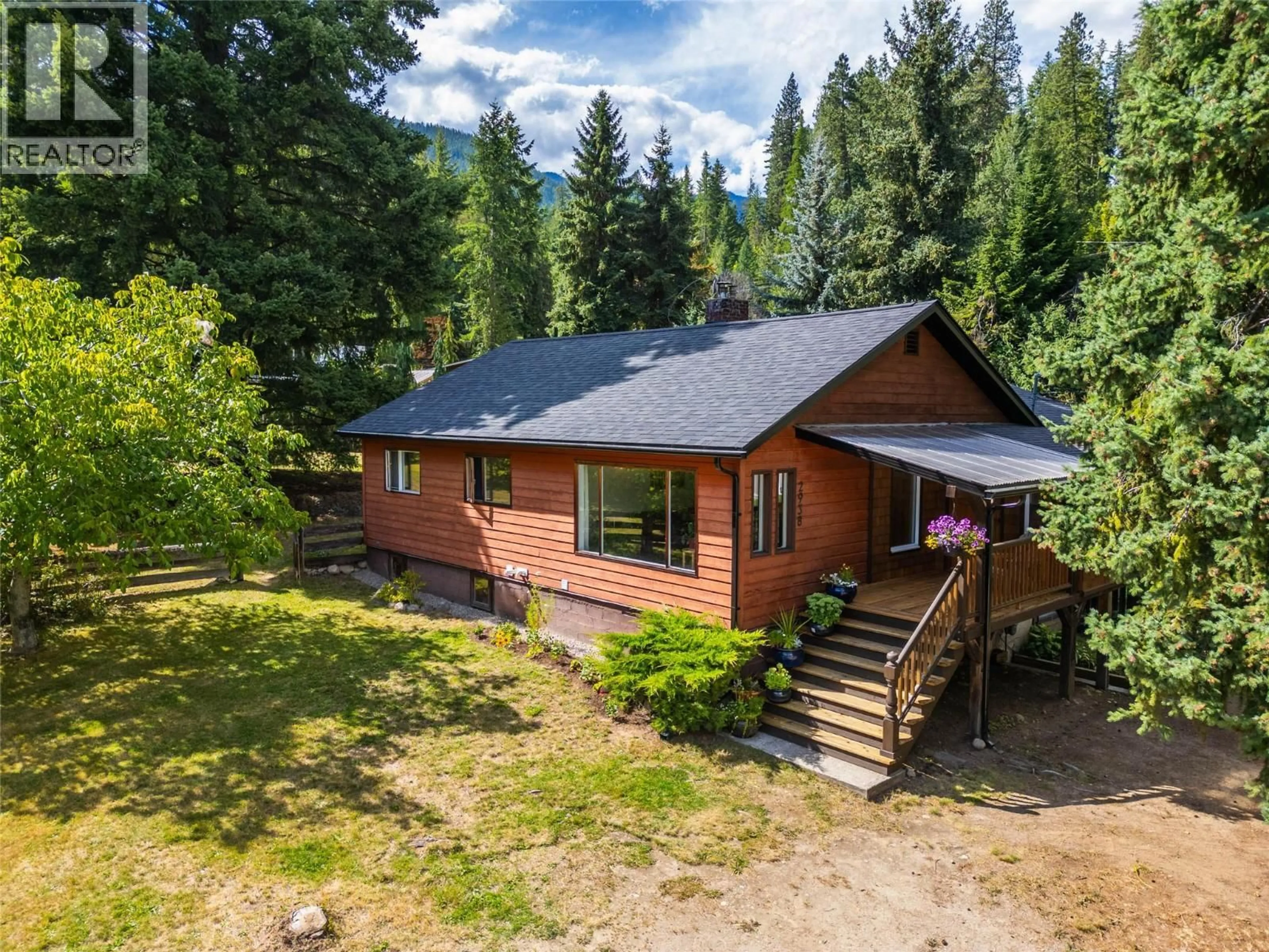 A pic from outside/outdoor area/front of a property/back of a property/a pic from drone, forest/trees view for 2938 WORLEY ROAD, Nelson British Columbia V1L6Z9