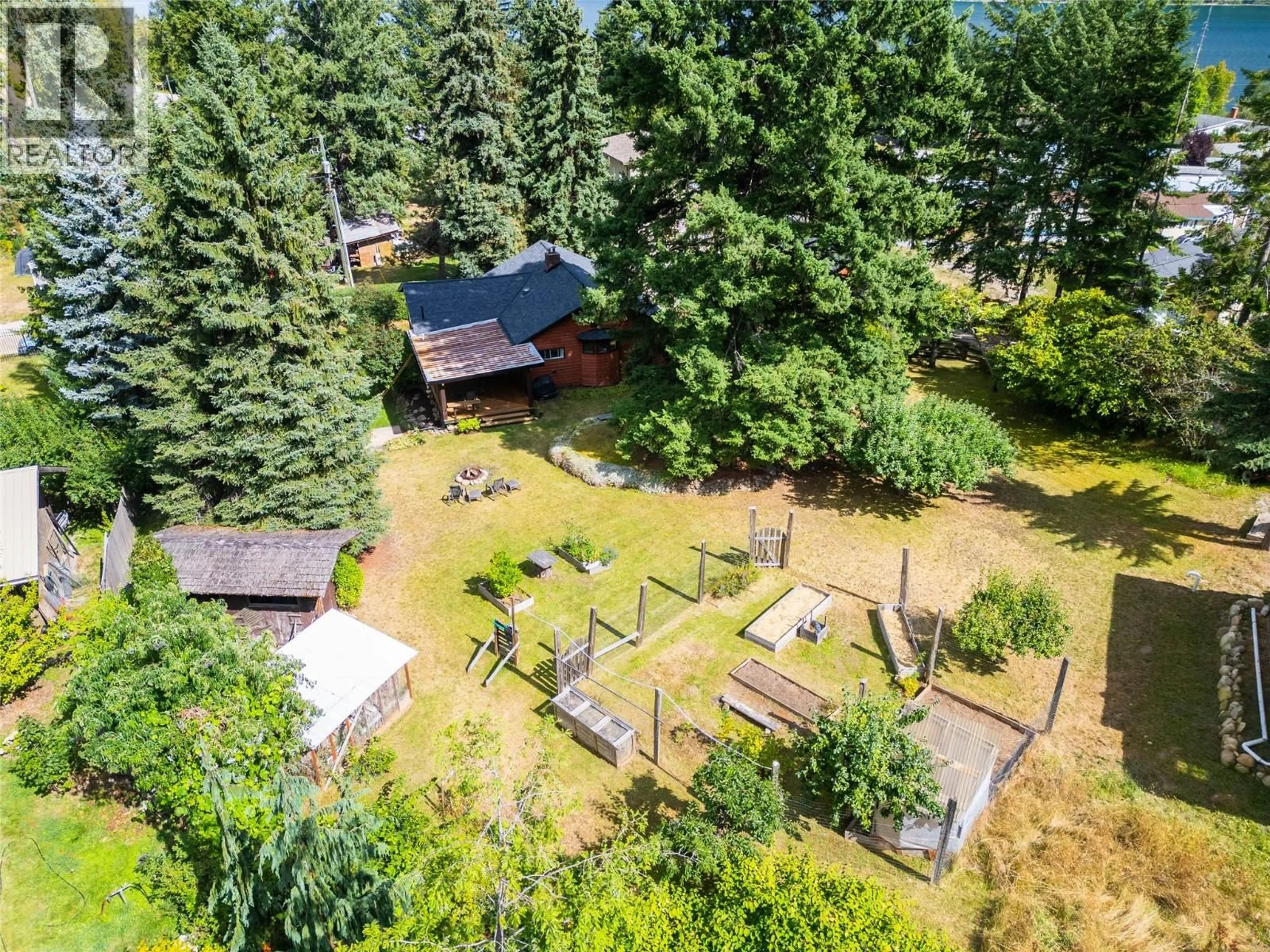 A pic from outside/outdoor area/front of a property/back of a property/a pic from drone, forest/trees view for 2938 WORLEY ROAD, Nelson British Columbia V1L6Z9