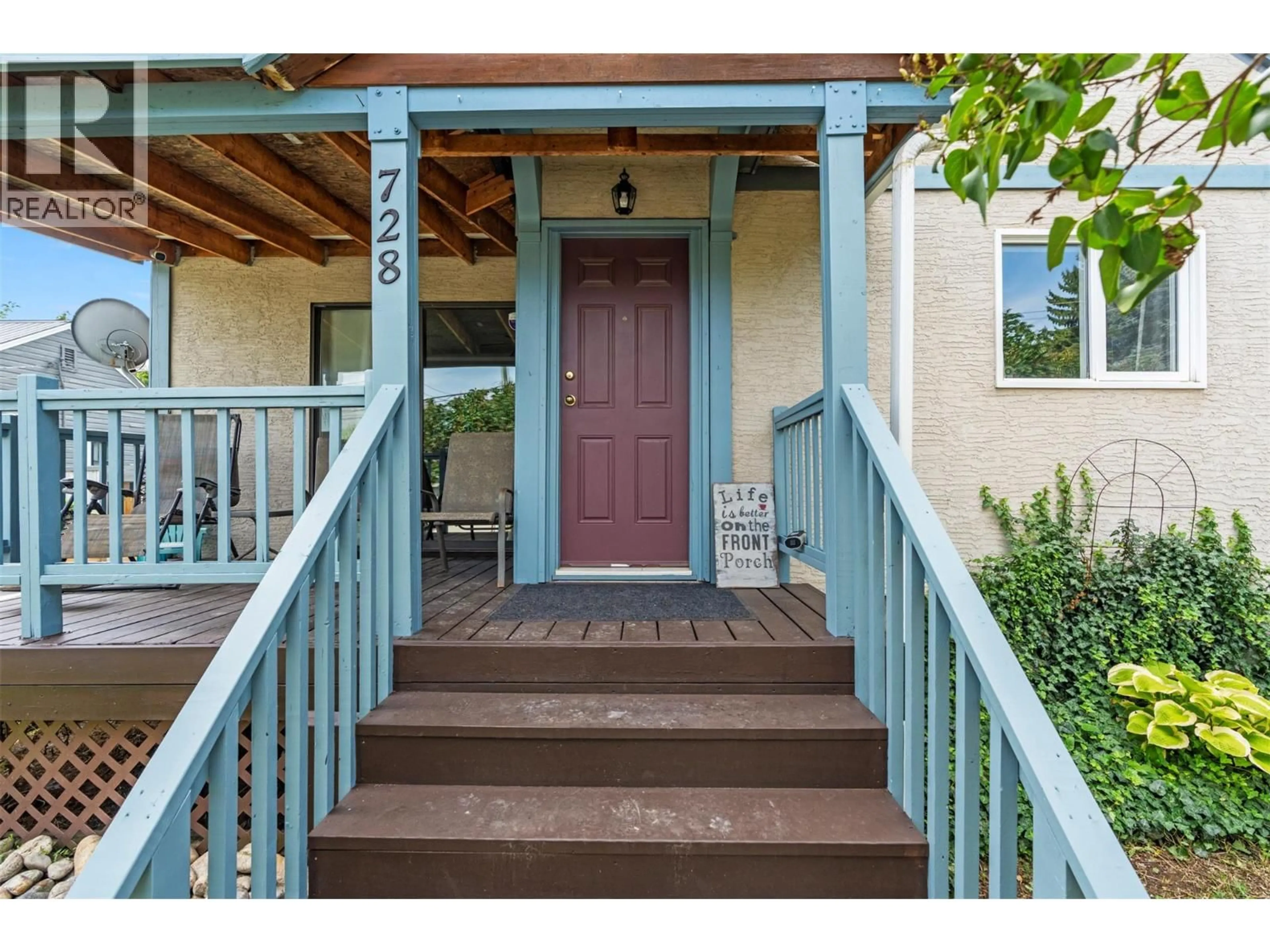 Indoor entryway for 728 MILL AVENUE, Enderby British Columbia V0E1V0