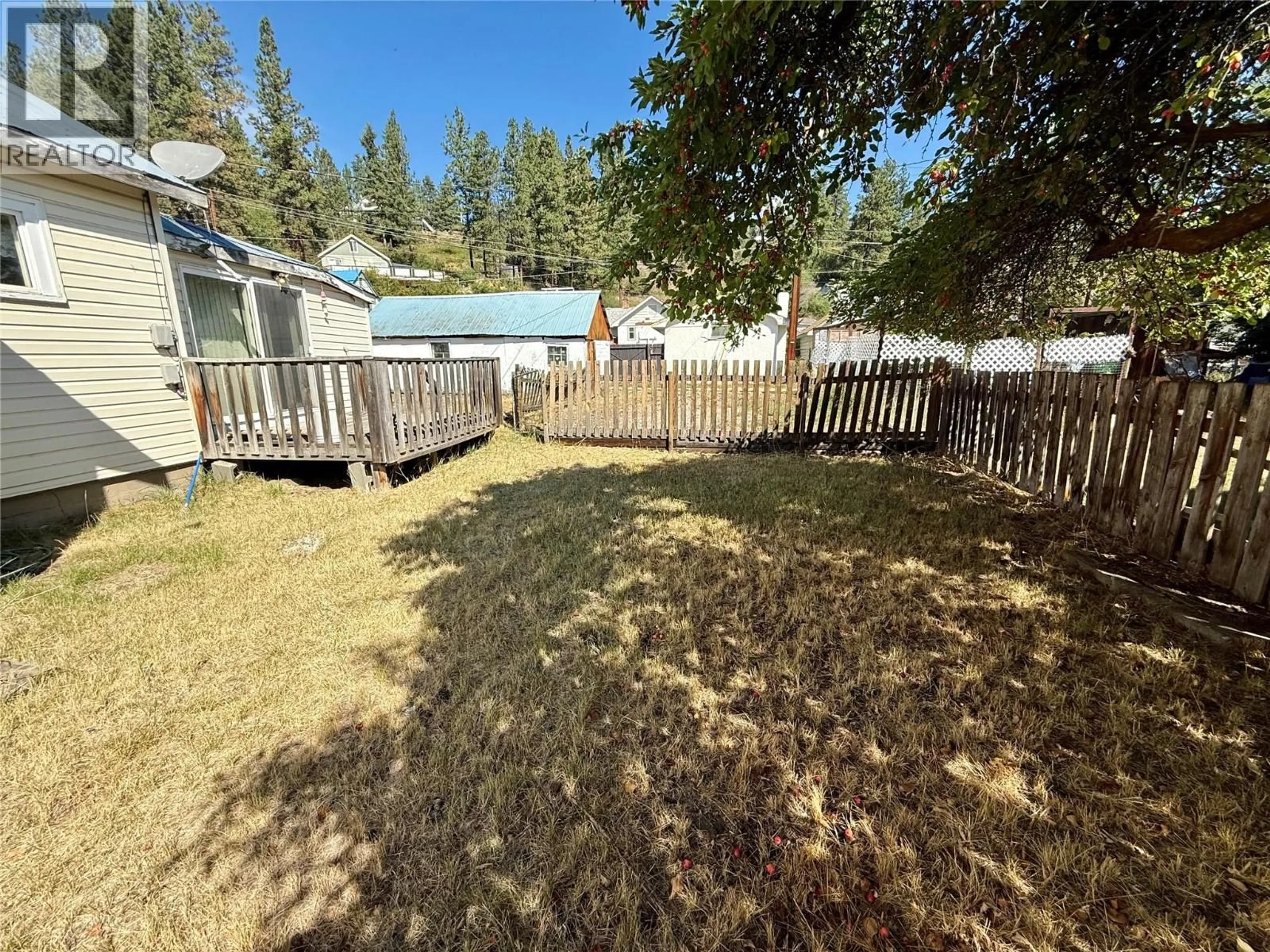 A pic from outside/outdoor area/front of a property/back of a property/a pic from drone, unknown for 259 ANGELA AVENUE, Princeton British Columbia V0X1w0