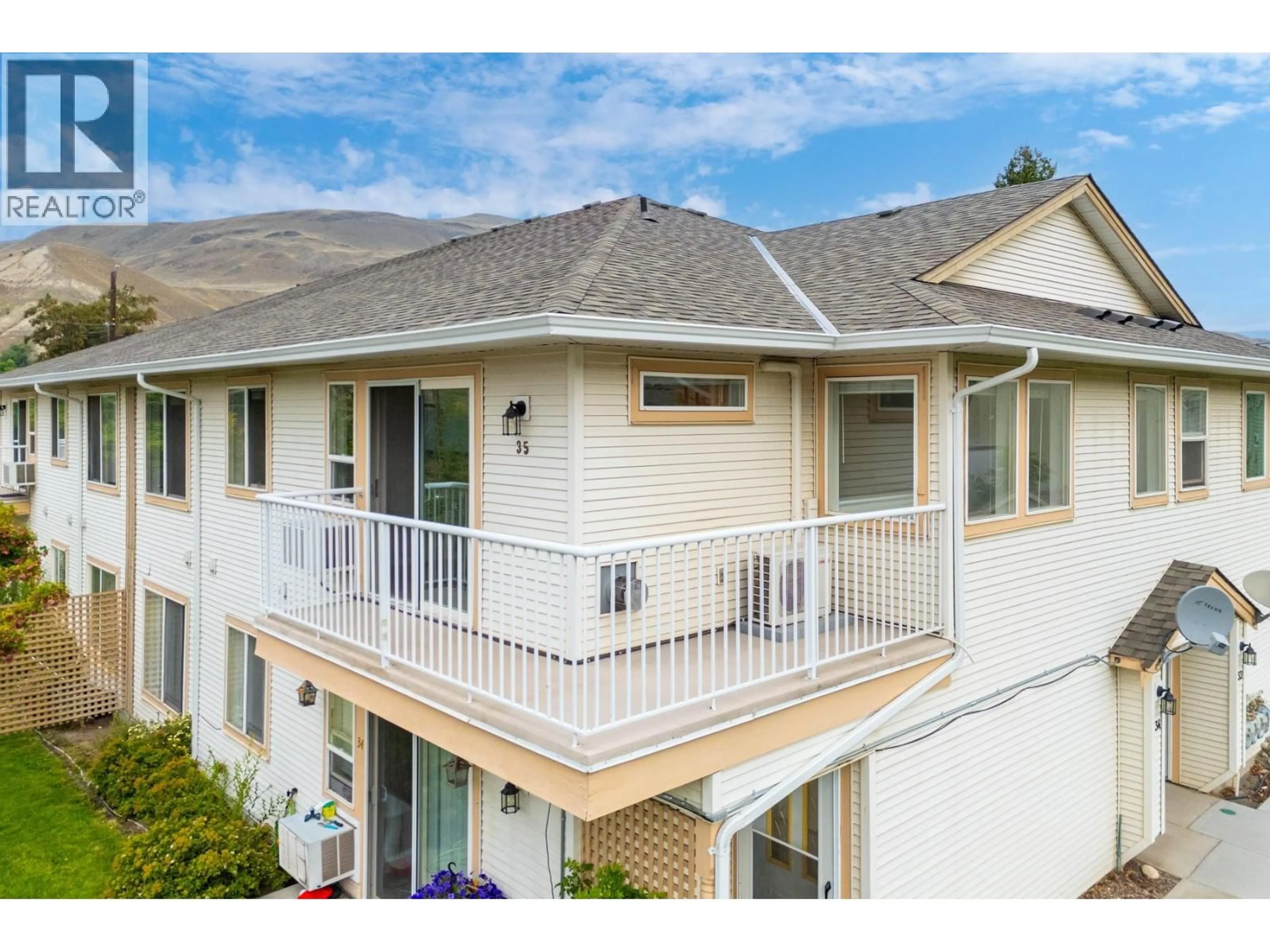 Home with vinyl exterior material, mountain view for 35 - 807 RAILWAY AVENUE, Ashcroft British Columbia V0K1A0