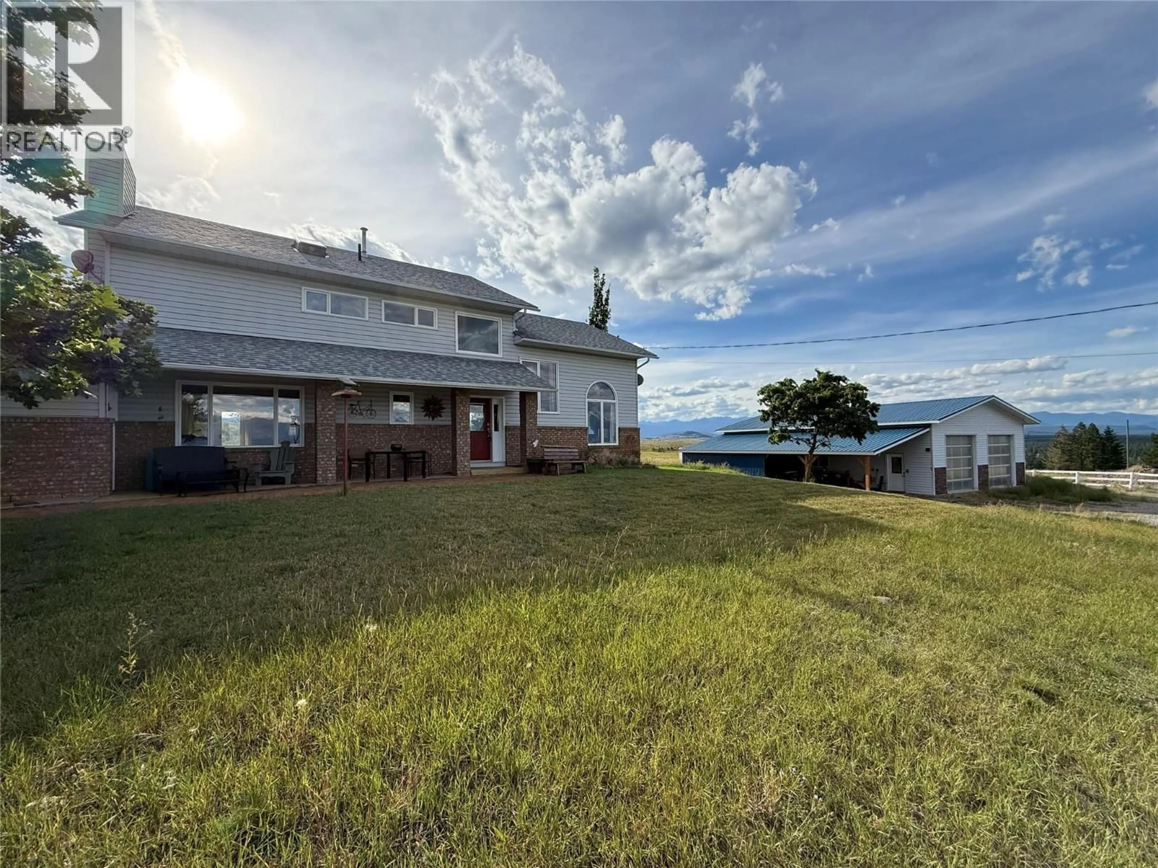 A pic from outside/outdoor area/front of a property/back of a property/a pic from drone, mountain view for 9617 CLEARVIEW ROAD, Cranbrook British Columbia V1C7E2