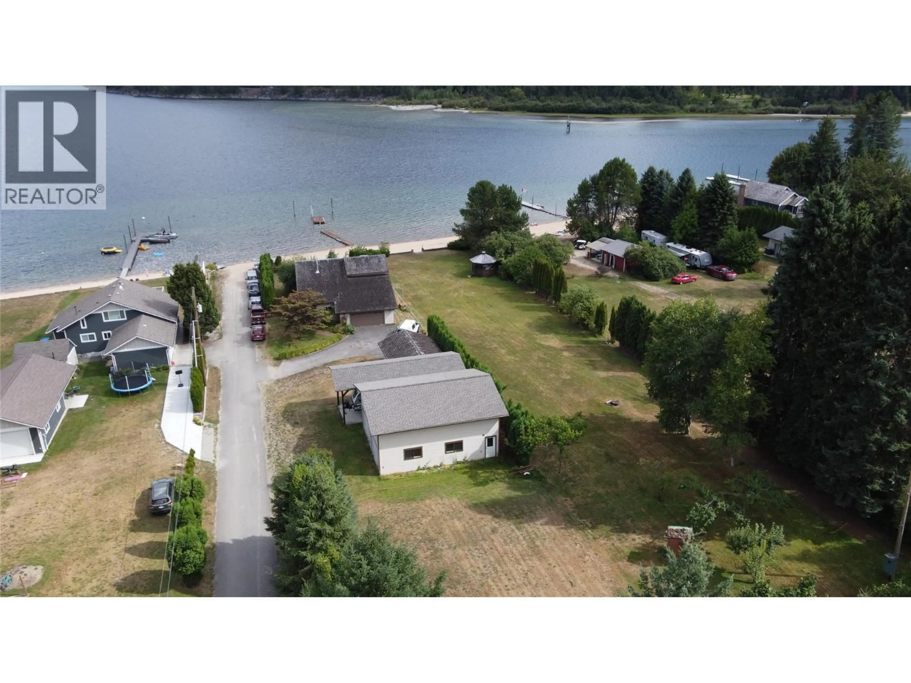 A pic from outside/outdoor area/front of a property/back of a property/a pic from drone, water/lake/river/ocean view for 4108 HEROUX ROAD, Nelson British Columbia V1L6N5