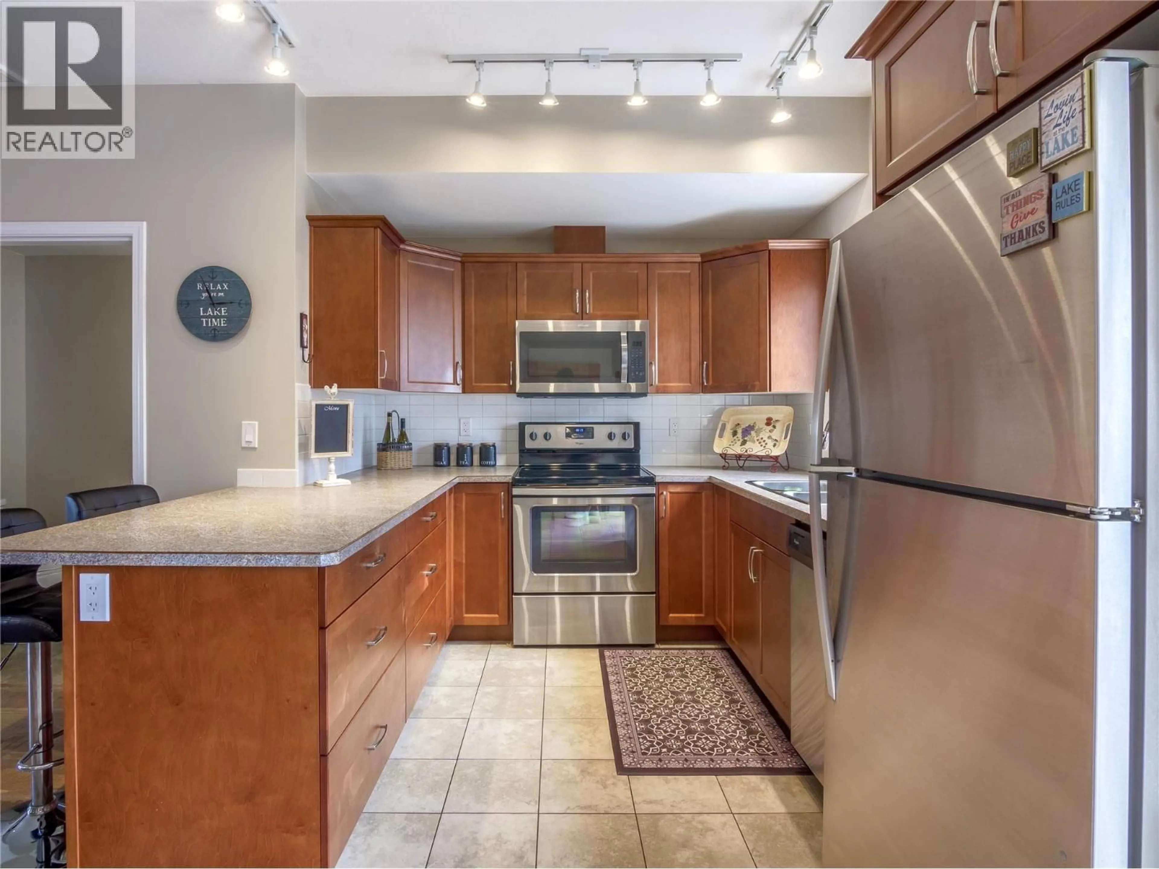 Standard kitchen, ceramic/tile floor for 105 - 3363 WILSON STREET, Penticton British Columbia V2A9G7
