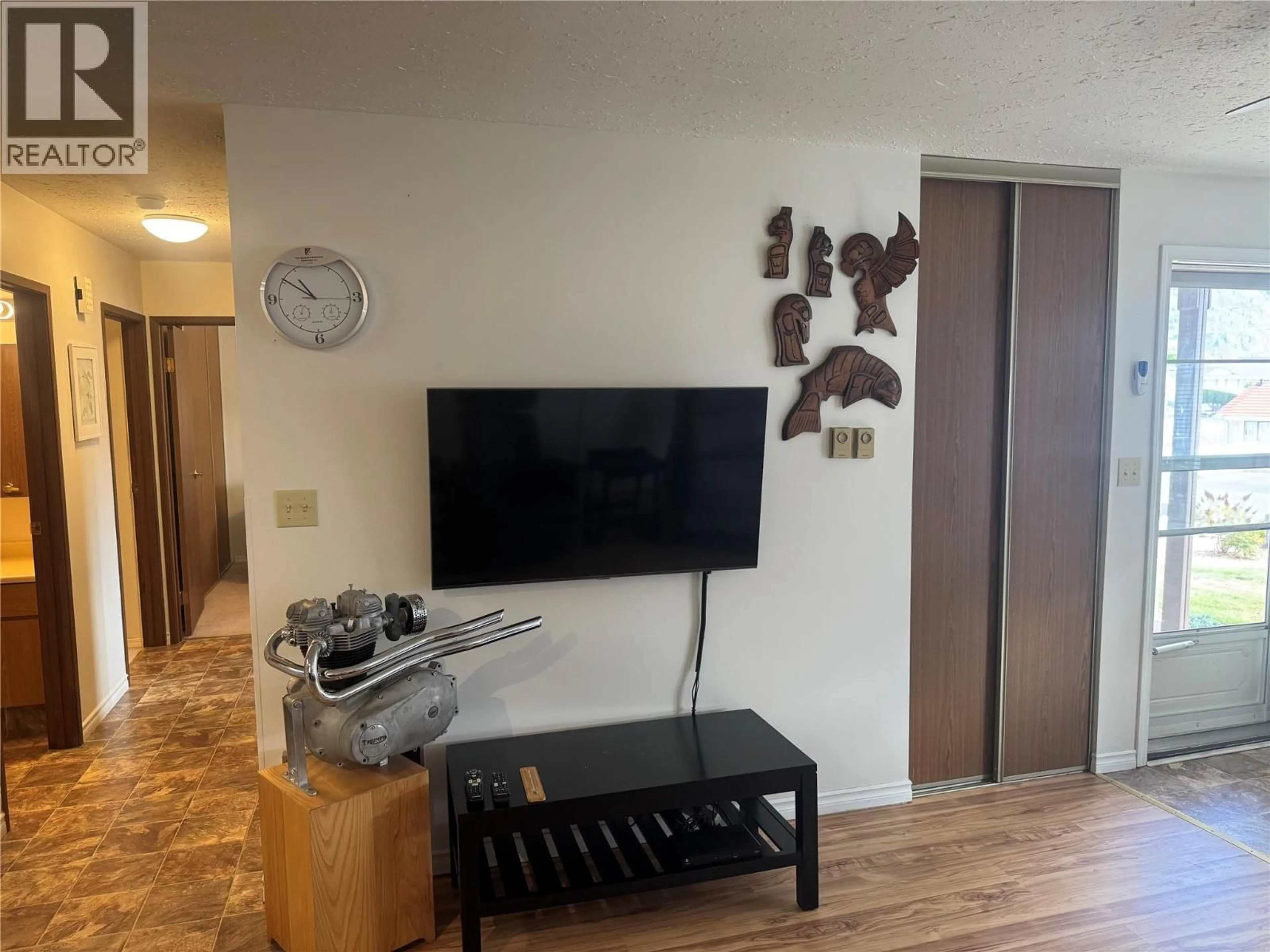 A pic of a room for 10 - 8010 VEDETTE DRIVE, Osoyoos British Columbia V0H1V2