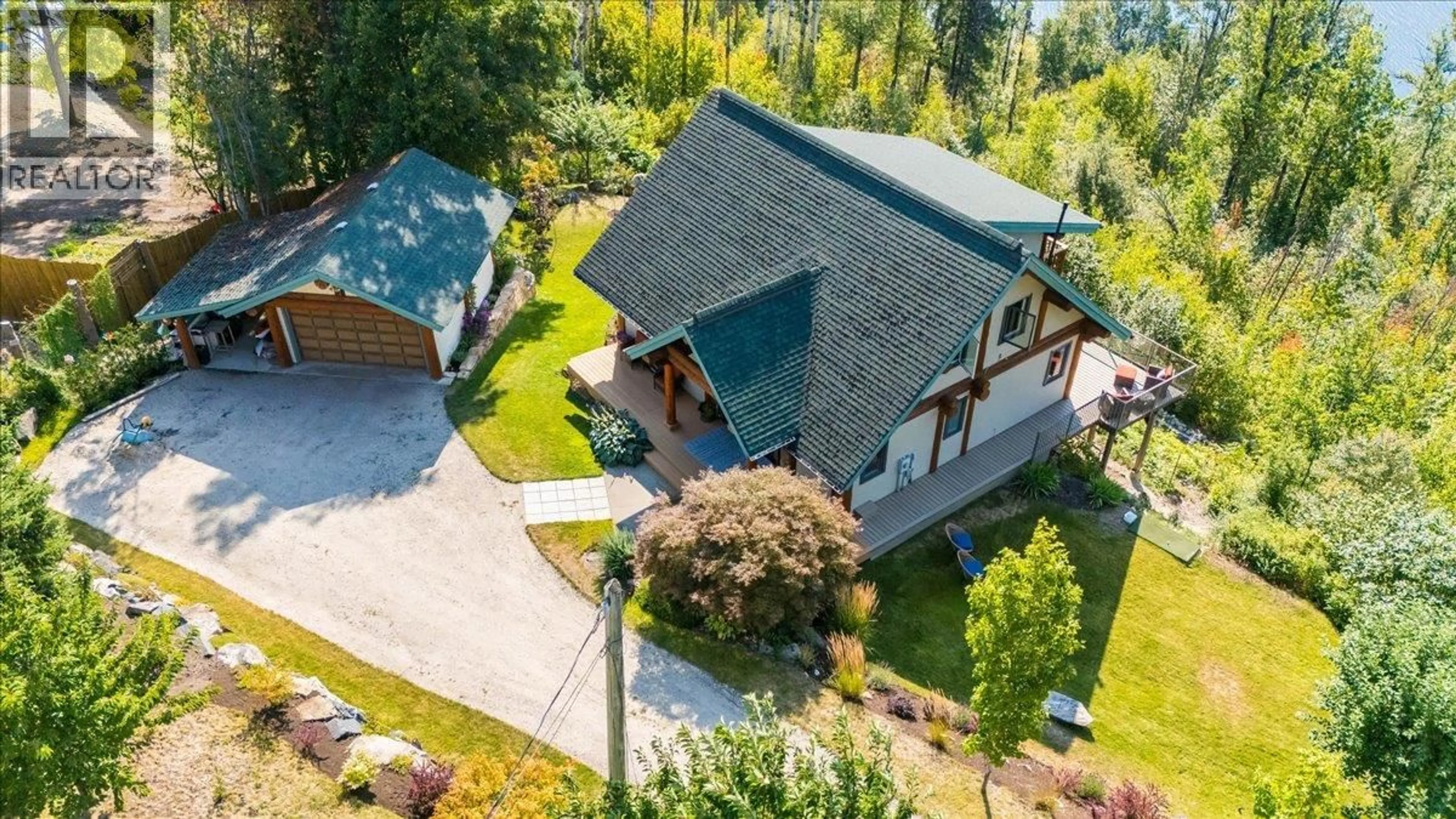 A pic from outside/outdoor area/front of a property/back of a property/a pic from drone, mountain view for 3135 KENIRIS ROAD, Nelson British Columbia V1L6Z8