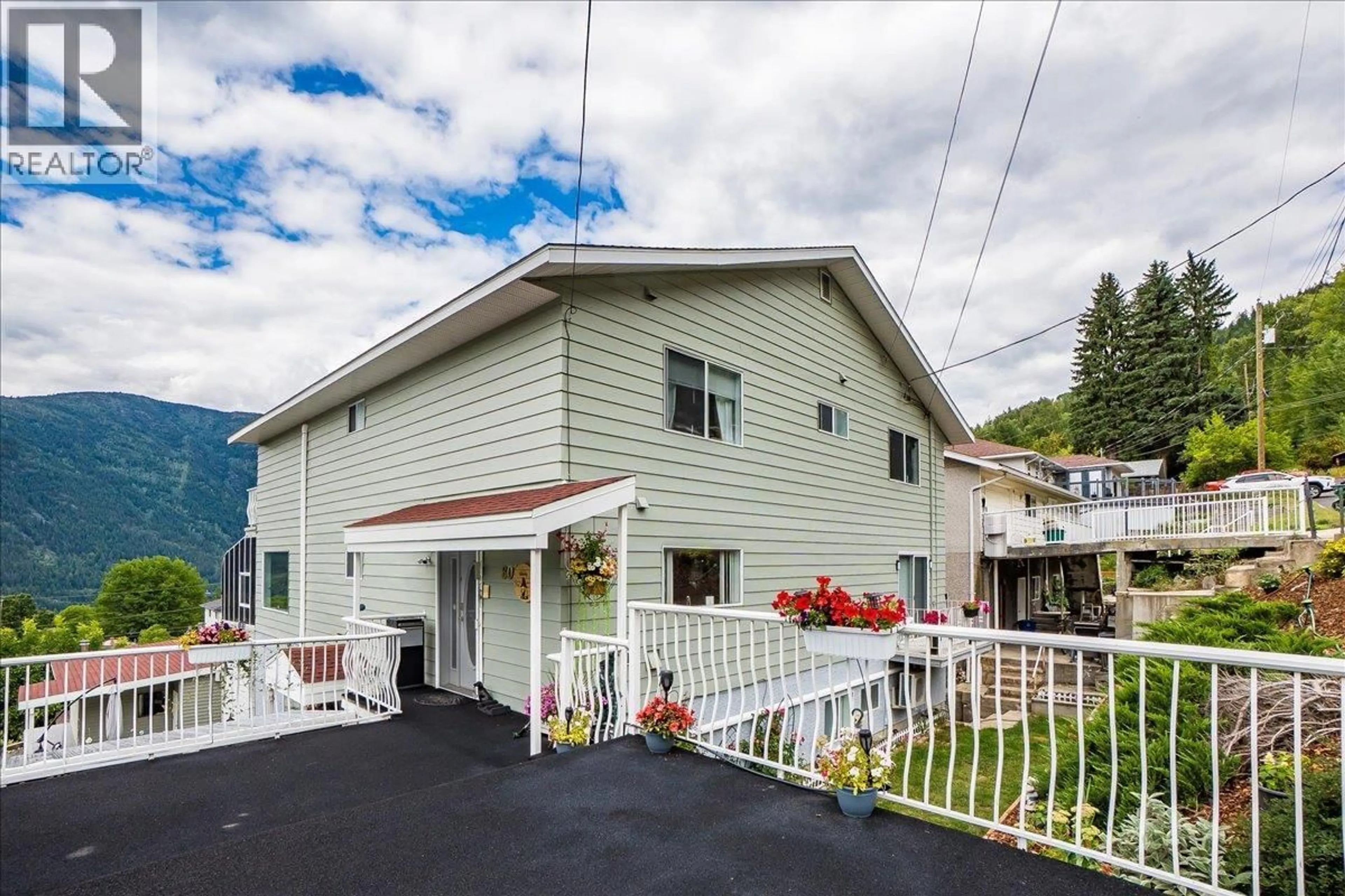 Unknown for 801 HOUSTON STREET, Nelson British Columbia V1L5J3