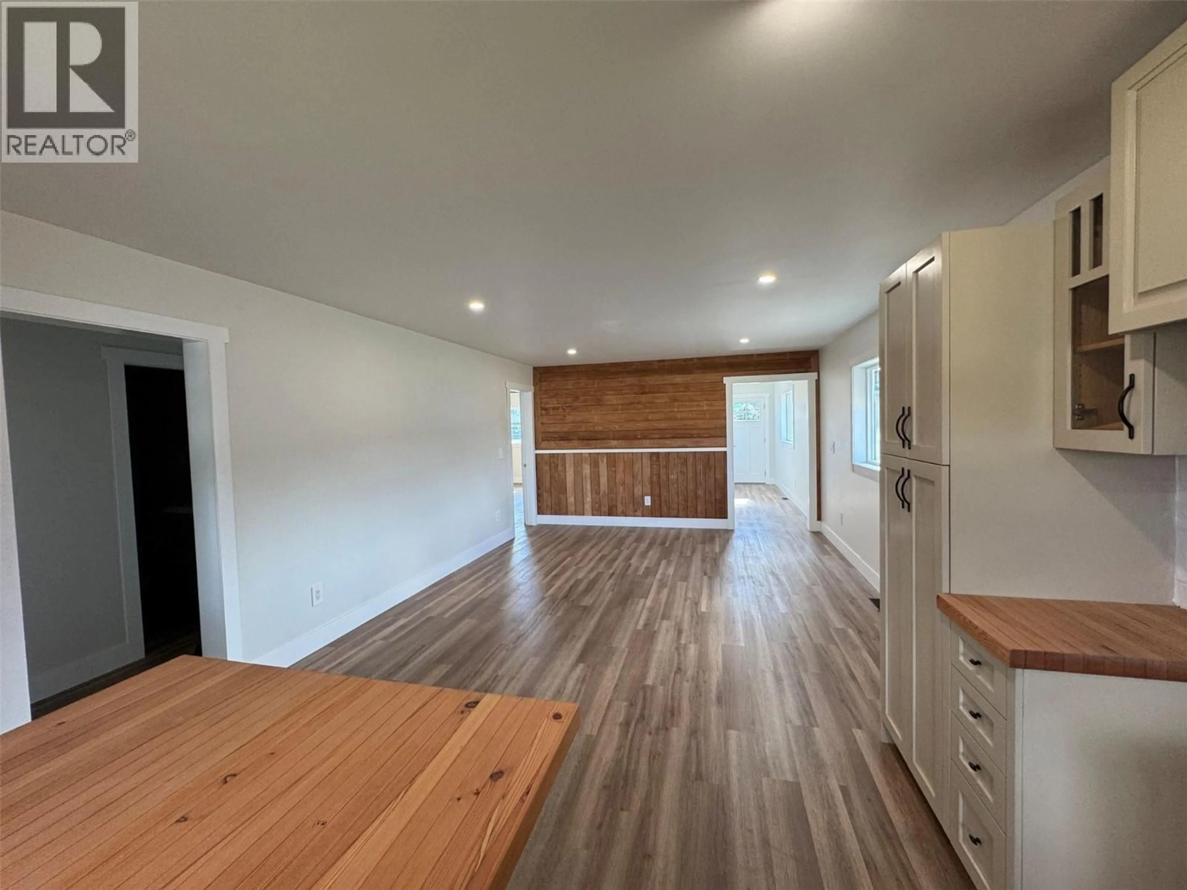 A pic of a room for 7145 22ND STREET, Grand Forks British Columbia V0H1H0