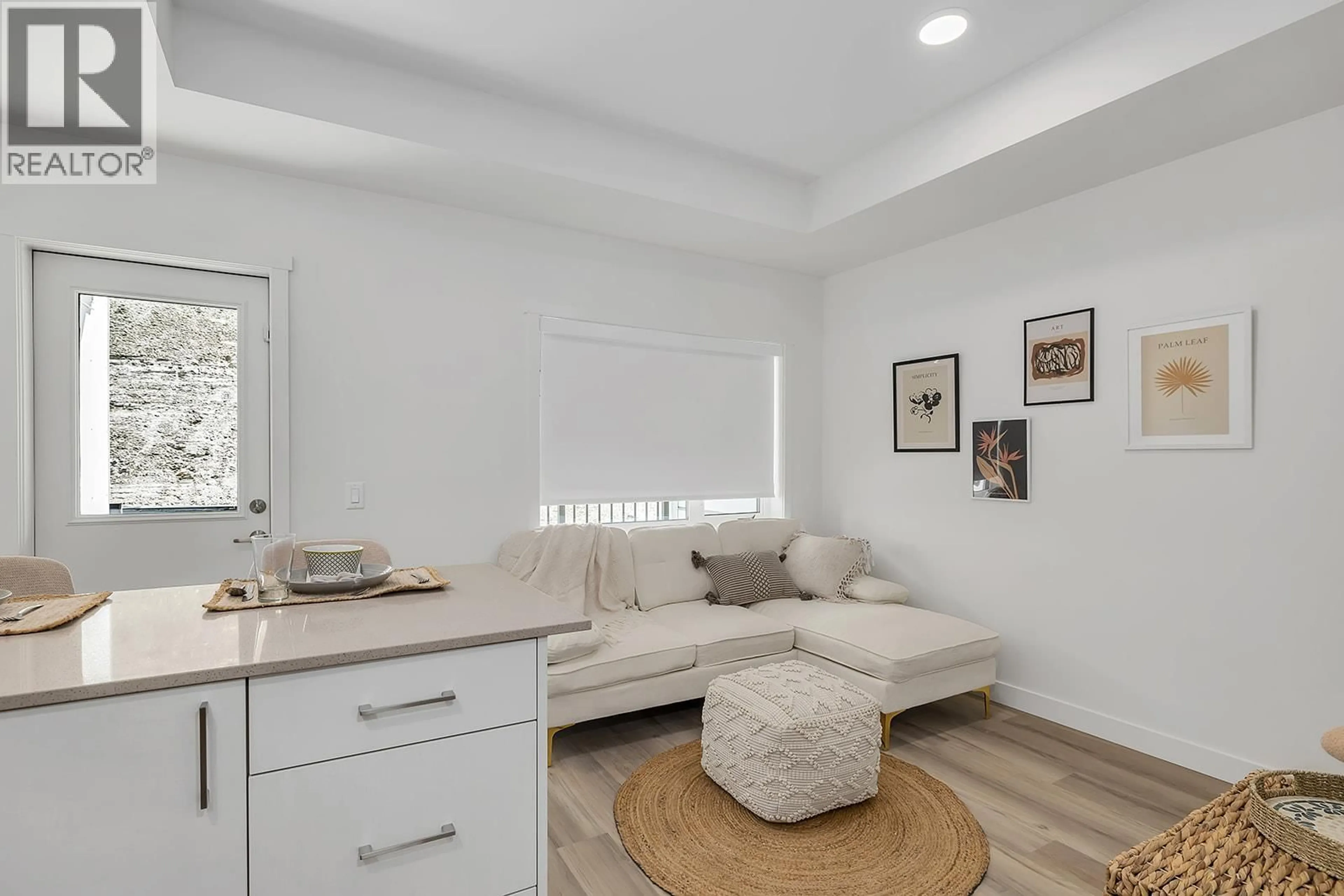 A pic of a room for 304 - 1111 FROST ROAD, Kelowna British Columbia V1W0G8