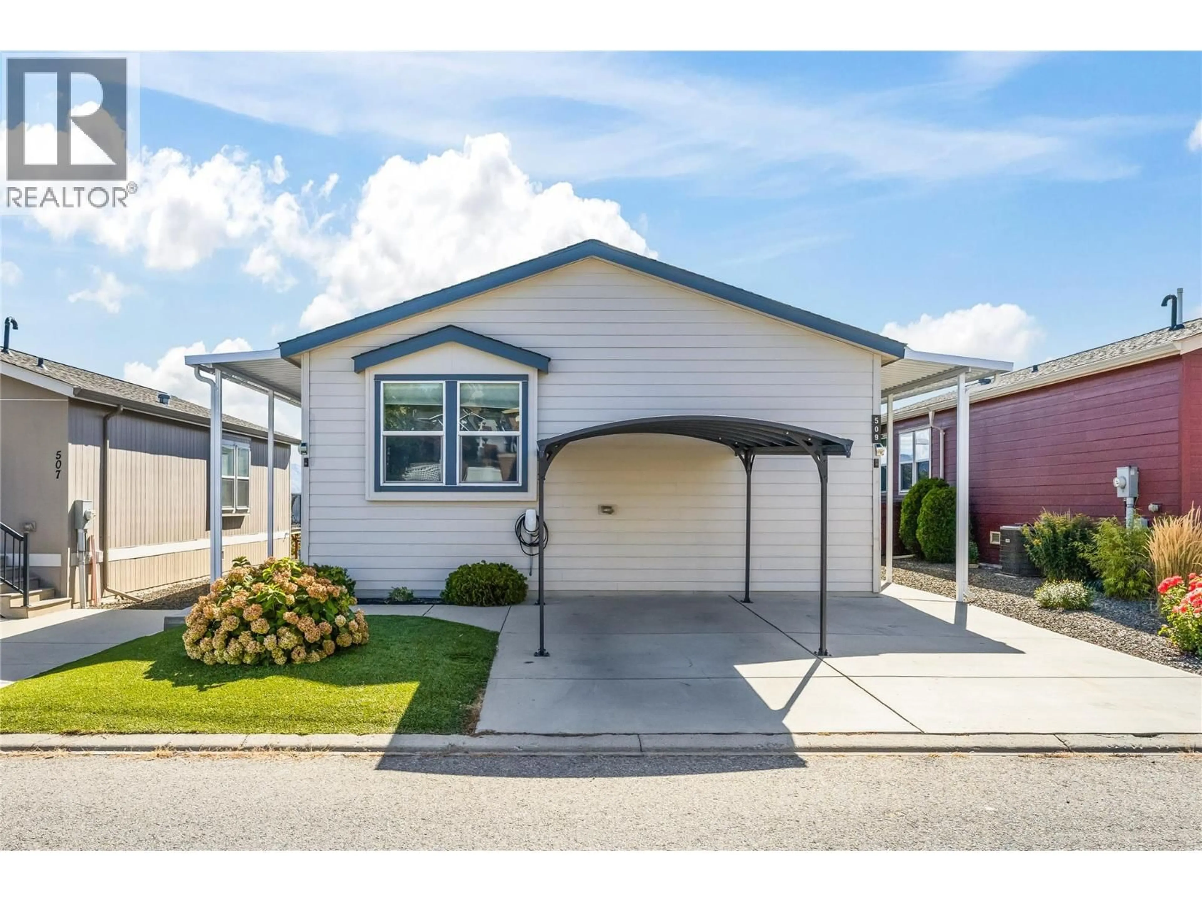 Home with vinyl exterior material, street for 509 - 2440 OLD OKANAGAN HIGHWAY, Westbank British Columbia V4T3A3