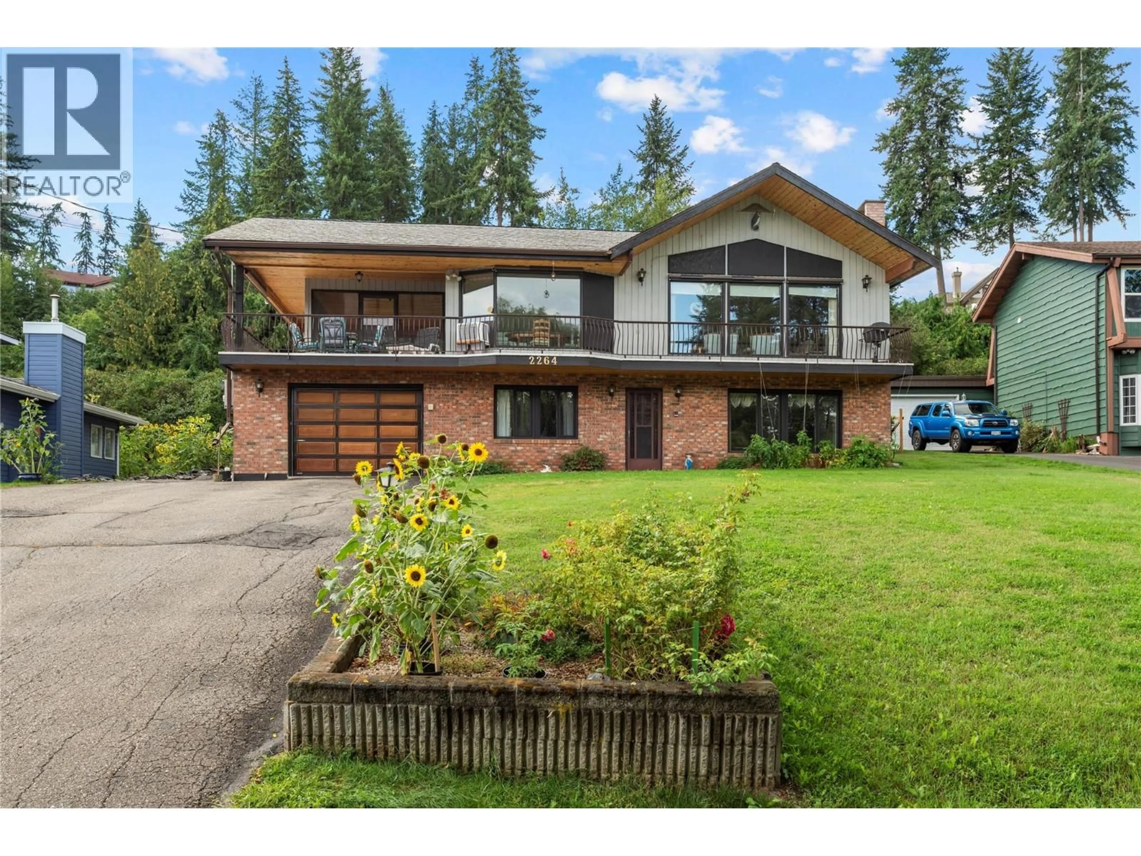 Home with brick exterior material, unknown for 2264 LAKEVIEW DRIVE, Sorrento British Columbia V0E2W2