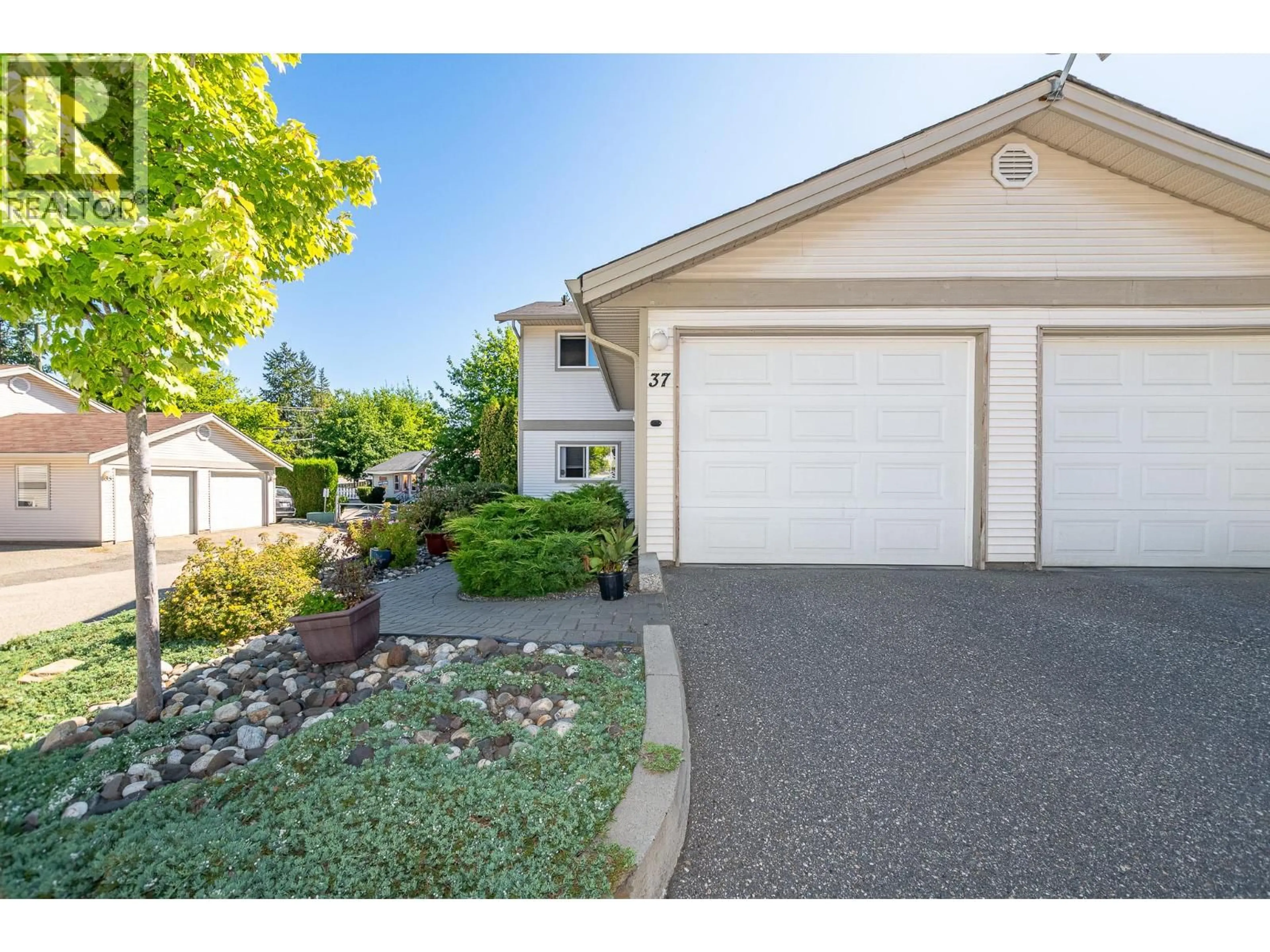 Unknown for 37 - 171 17 STREET SOUTHEAST, Salmon Arm British Columbia V1E1P8