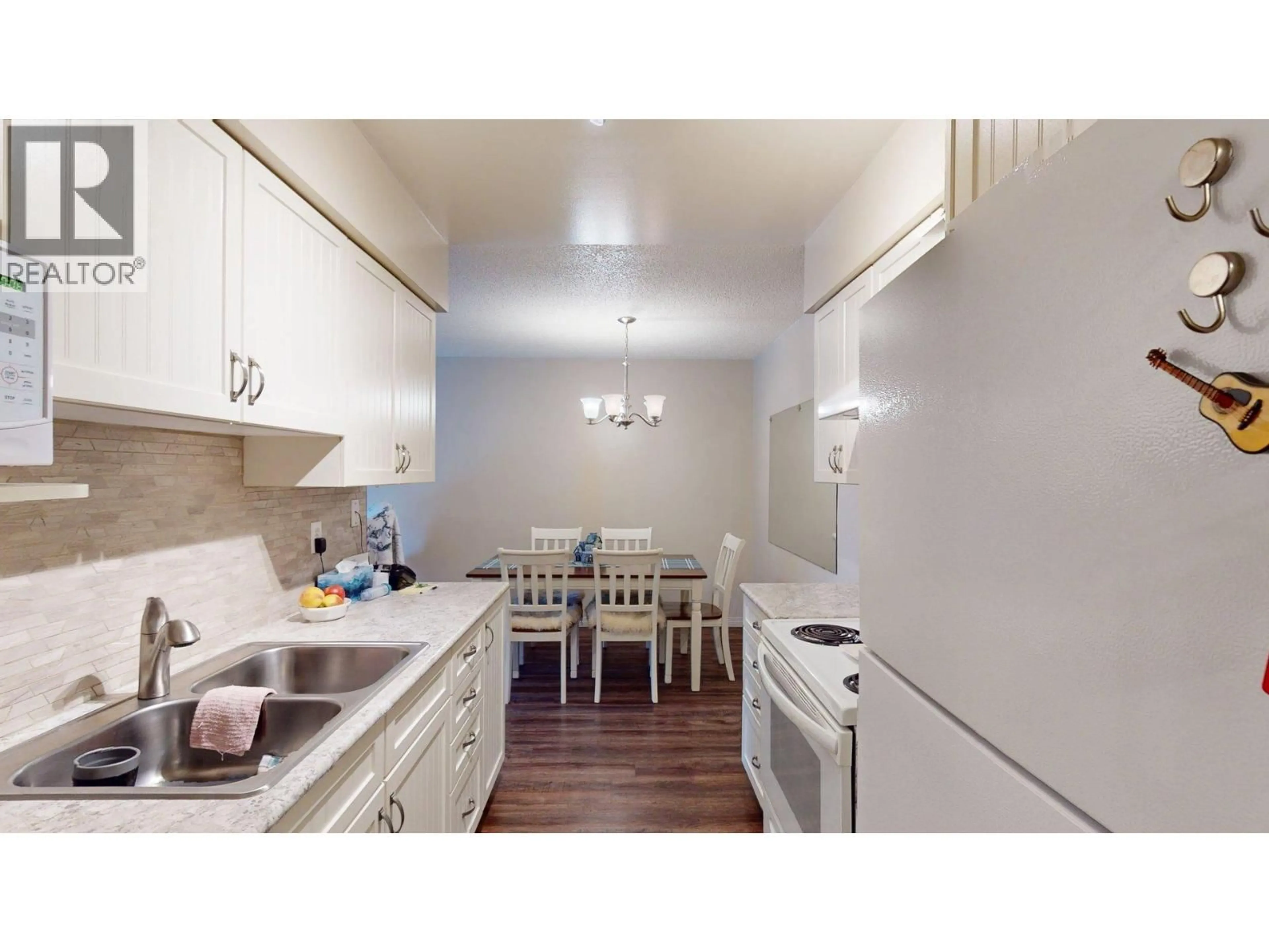 Standard kitchen, unknown for 101 - 501 ELK STREET, Elkford British Columbia V0B1H0