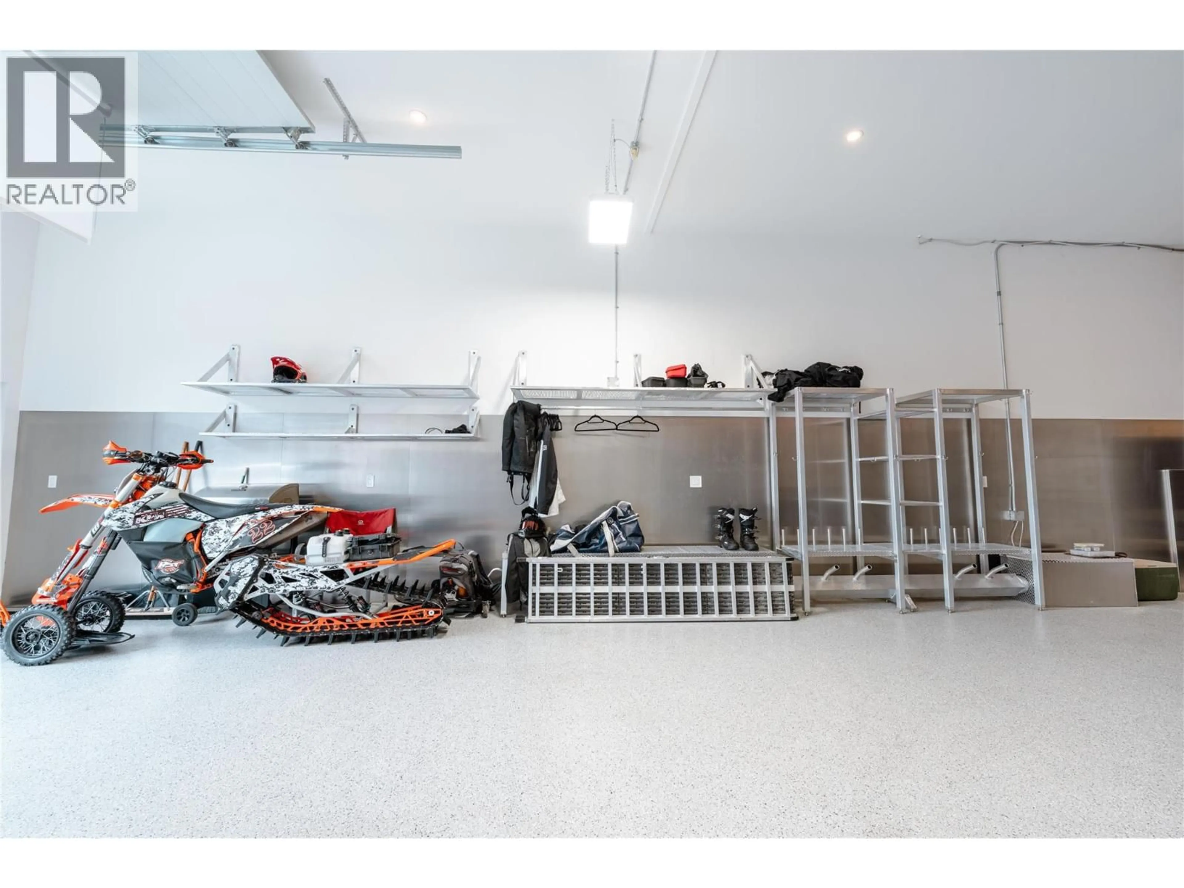 Indoor garage for 3105/3205 - 1240 POWERHOUSE ROAD, Revelstoke British Columbia V0E2S0