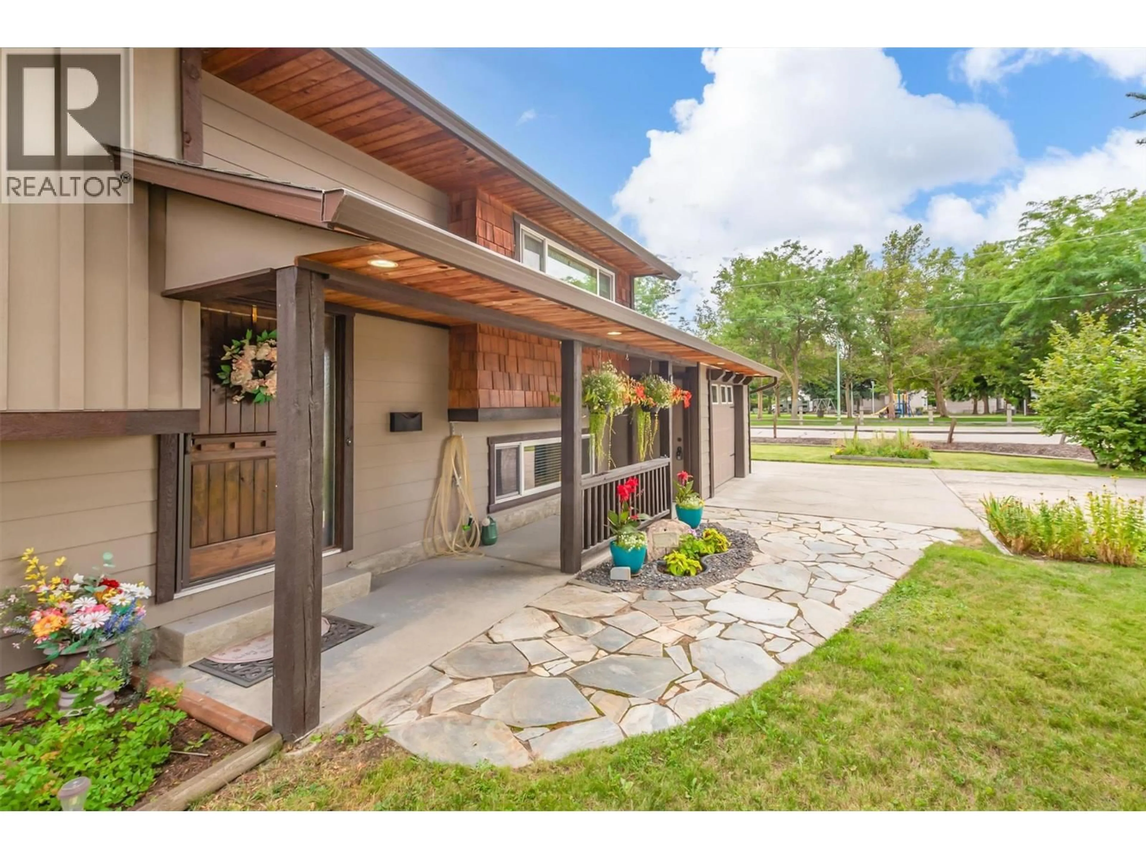 Unknown for 1205 IRENE ROAD, Kelowna British Columbia V1X4X8