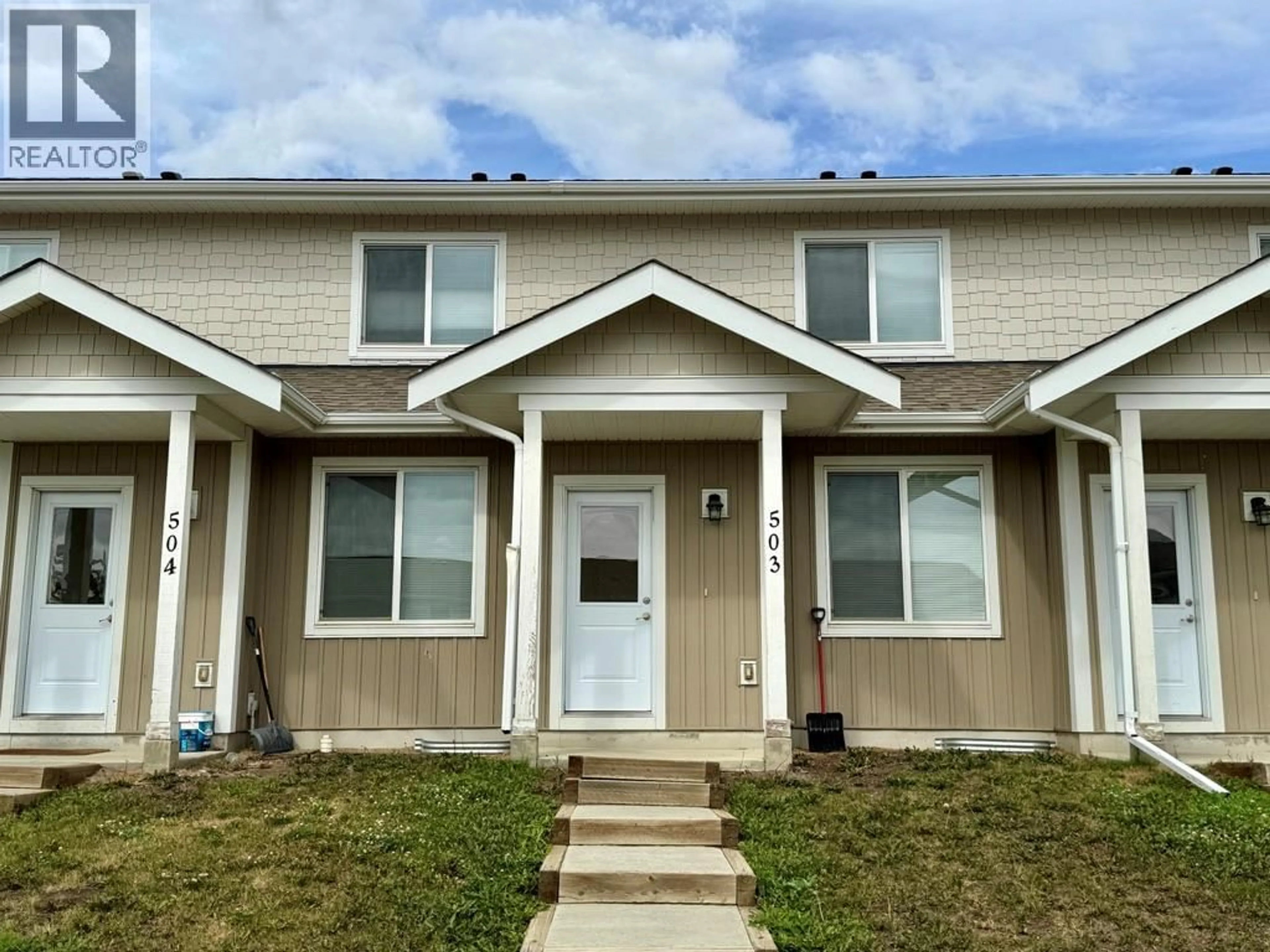 Home with vinyl exterior material, street for 503 - 1617 88 AVENUE, Dawson Creek British Columbia V1G0E8