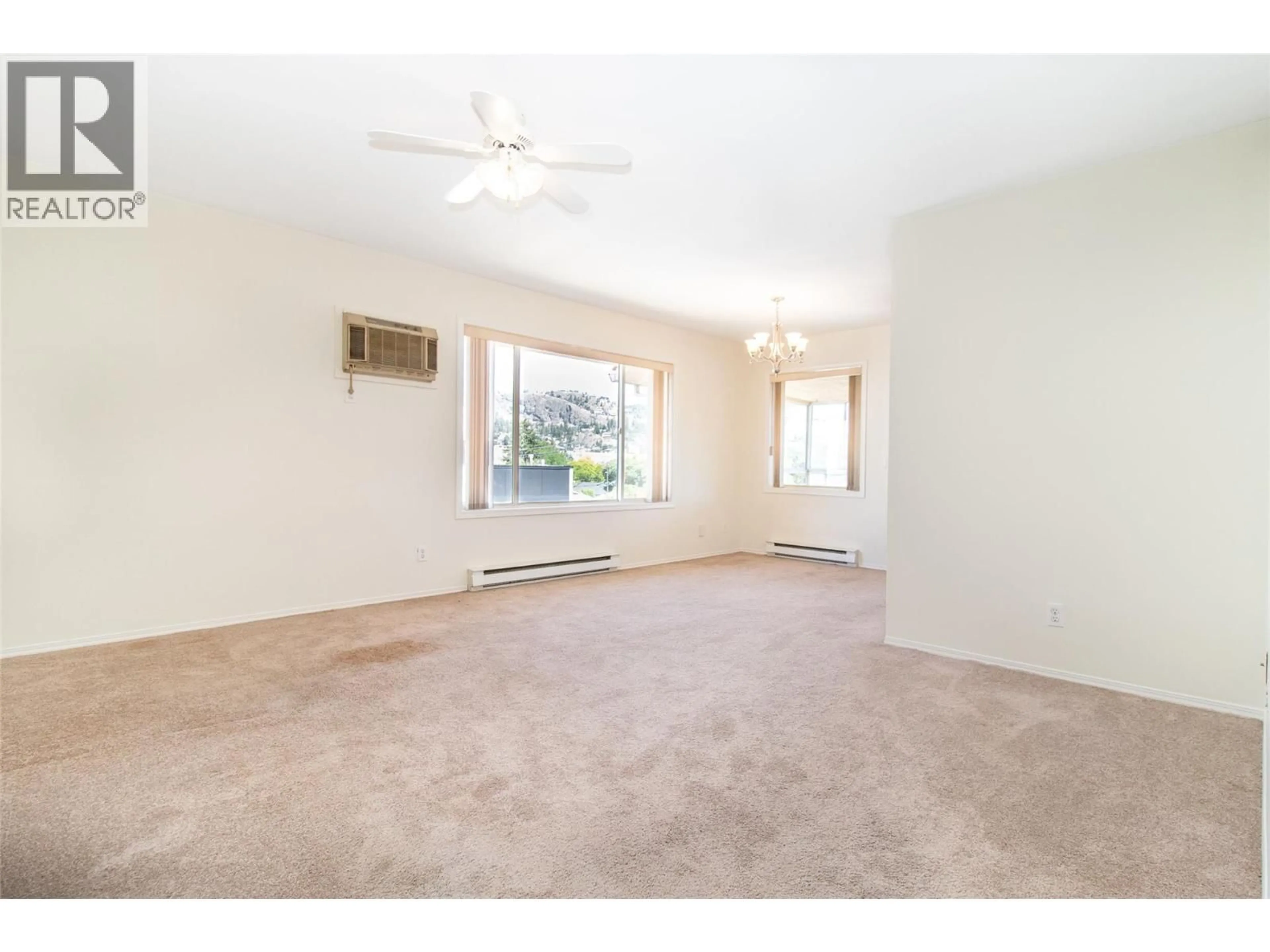 A pic of a room for 304 - 1318 RICHTER STREET, Kelowna British Columbia V1Y2L3