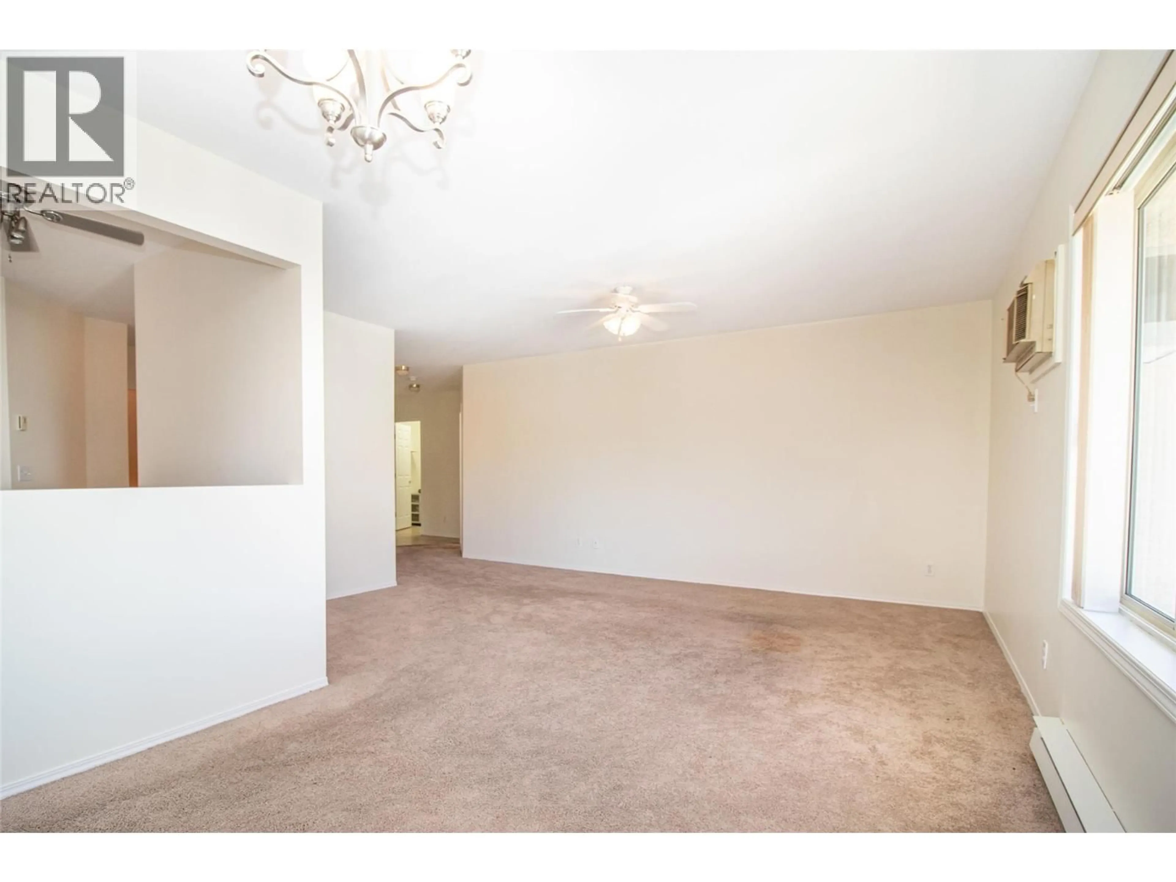 A pic of a room for 304 - 1318 RICHTER STREET, Kelowna British Columbia V1Y2L3