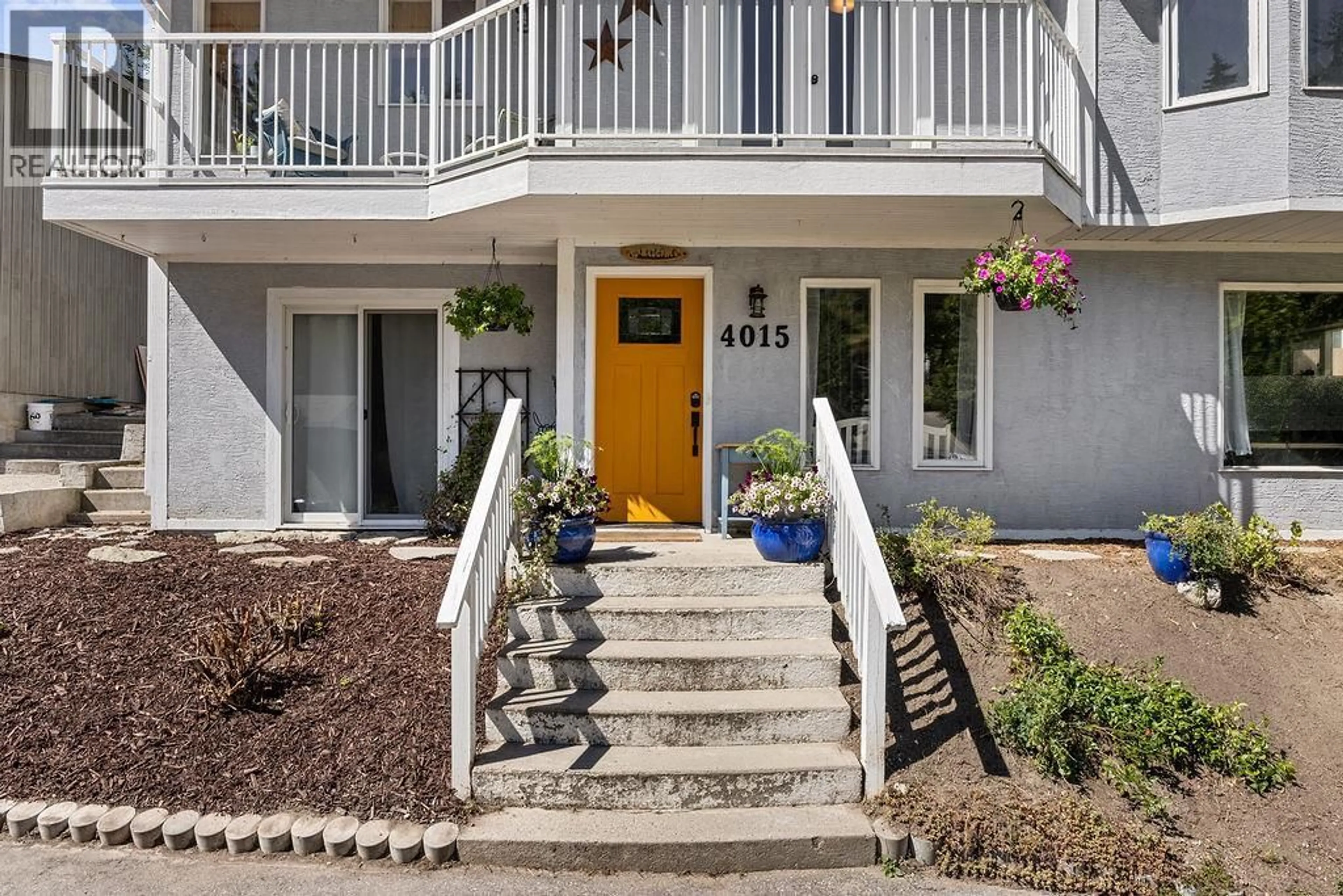 Indoor entryway for 4015 HIGHLAND PARK DRIVE, Armstrong British Columbia V4Y0K2