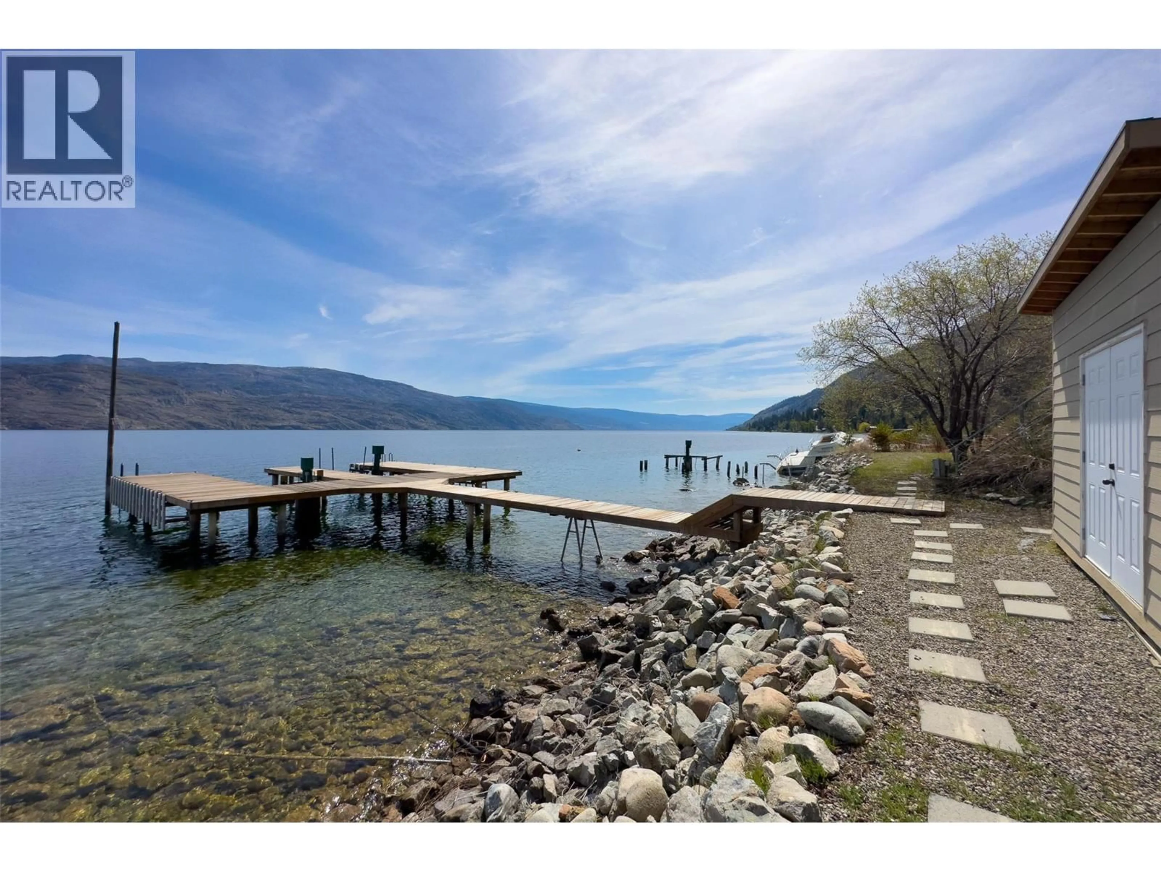 Patio, water/lake/river/ocean view for 7172 BRENT ROAD, Peachland British Columbia V0H1X9